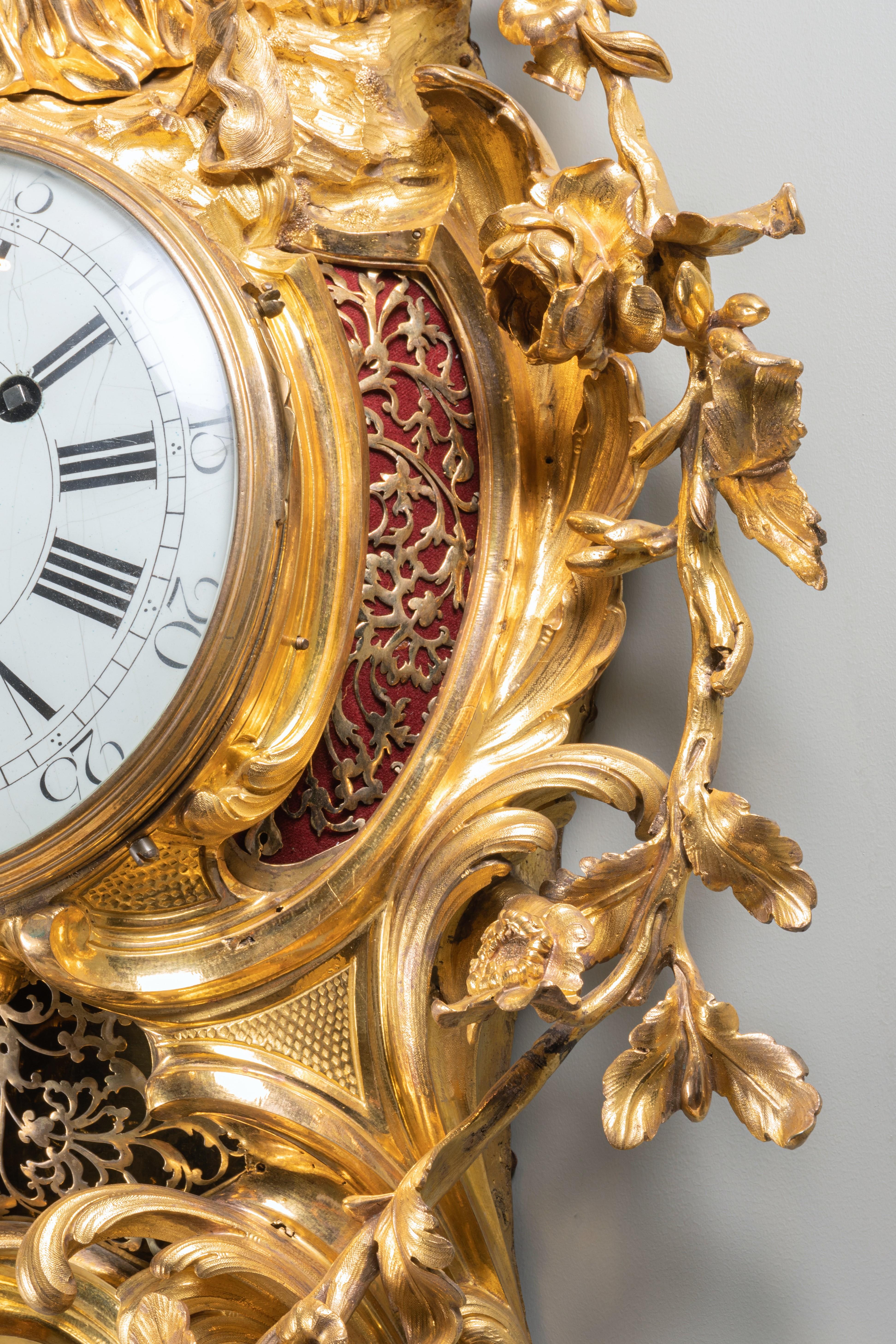 An Important Louis XV gilt bronze bracket clock with musicians For Sale 2