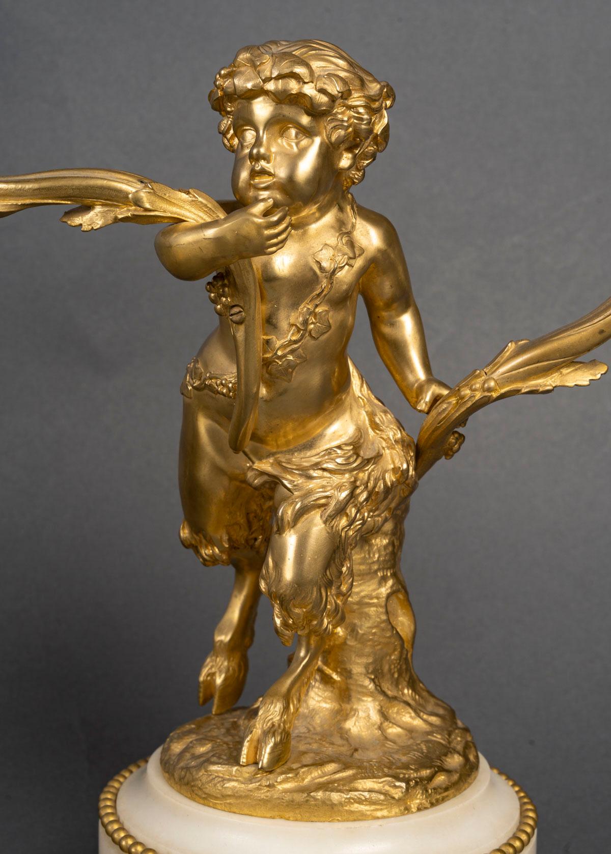 Importante pareja de candelabros con bebés del siglo XIX, época Napoleón III Luis XV en venta