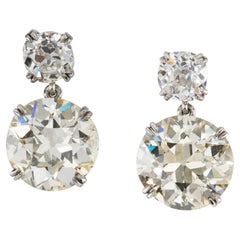 Important Pair of Diamond Drop Earrings