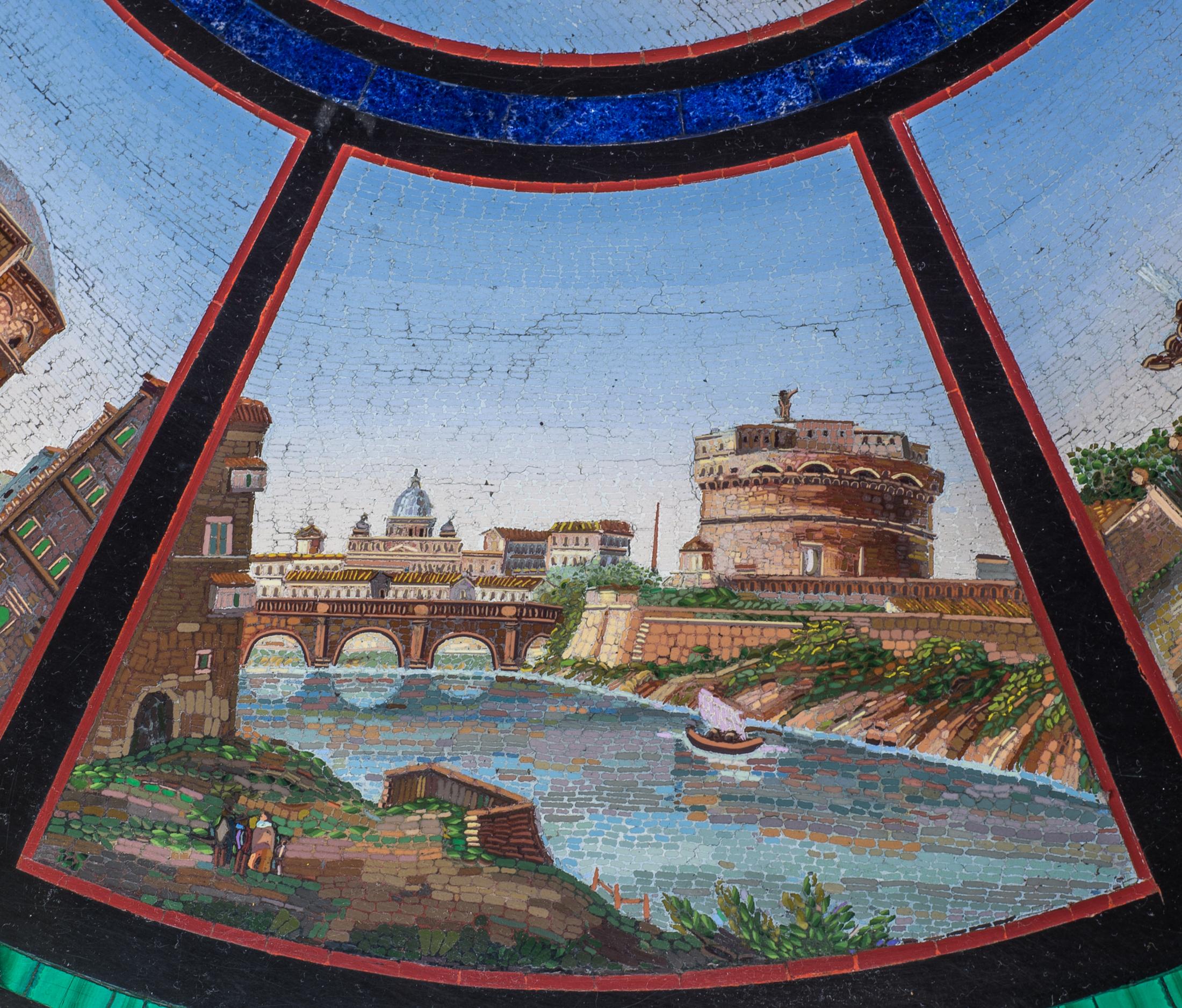Importante et rare table italienne en micromosaïque du 19ème siècle par Cesare Roccheggiani en vente 1