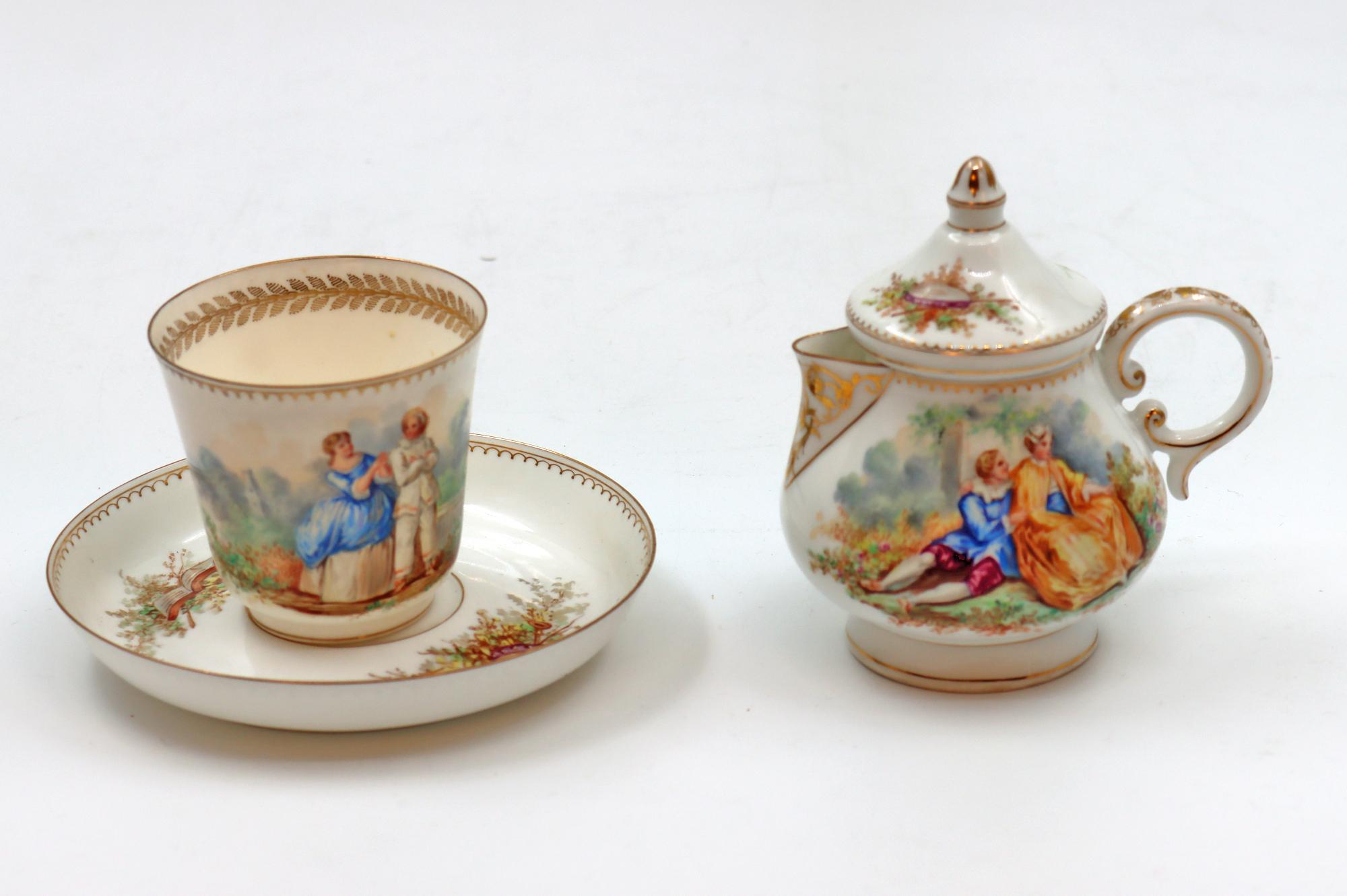 Important Sèvres Porcelain Box 11