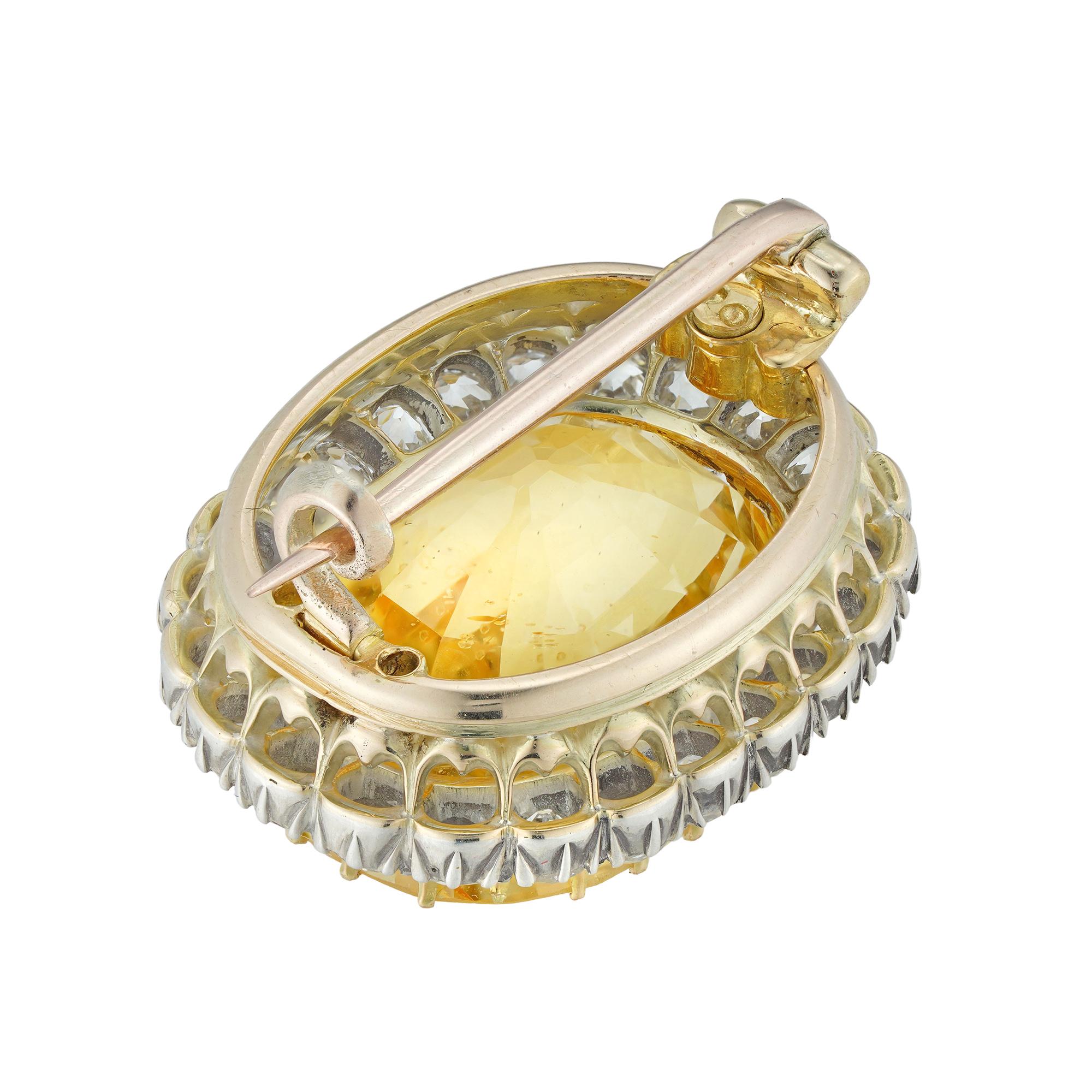 Gelbe Saphir- und Diamant-Cluster-Brosche/Ring im Zustand „Hervorragend“ im Angebot in London, GB