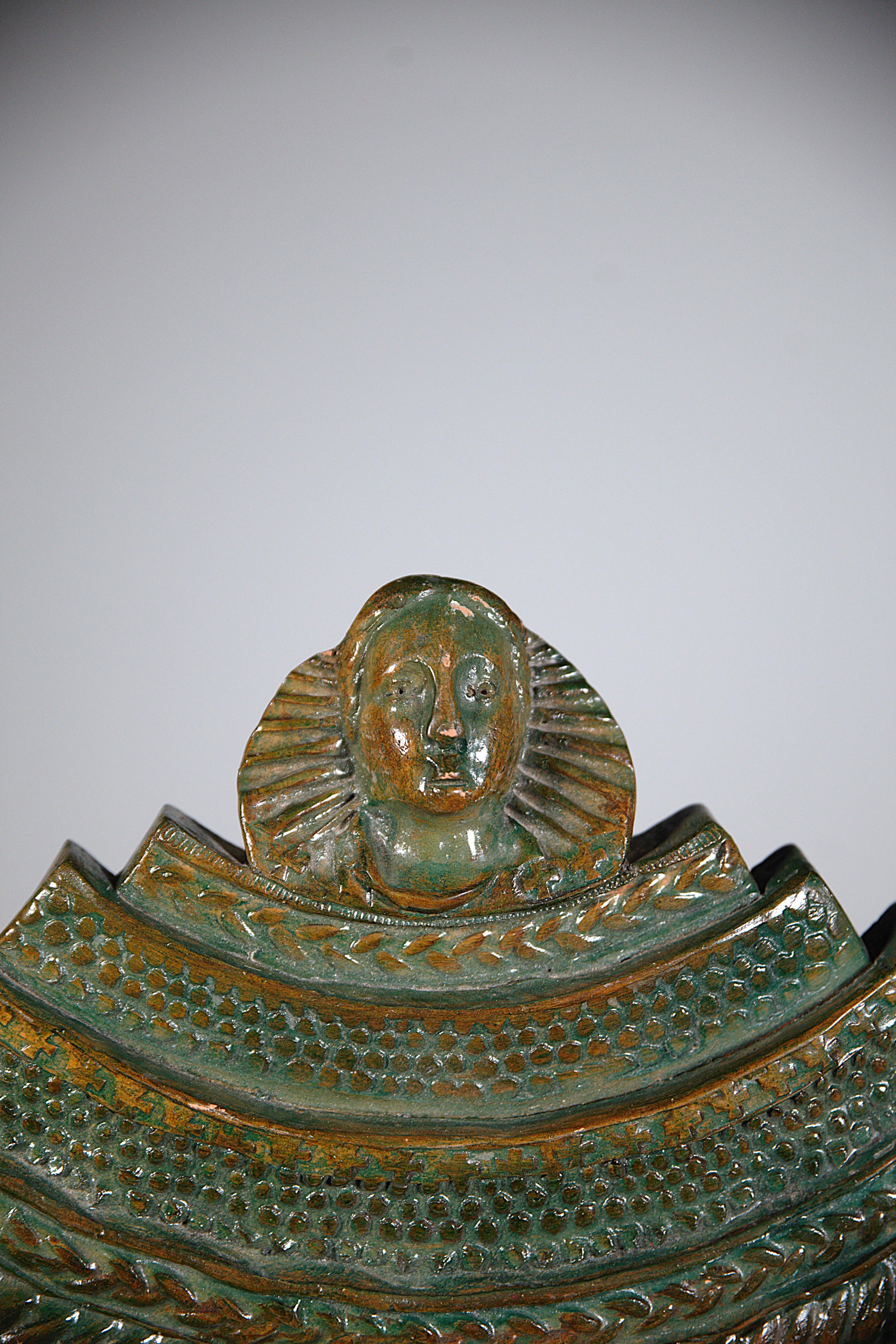 Un imponente specchio in ceramica di un artista anonimo Francia anni '70 In condizioni buone in vendita a HYÈRES, FR