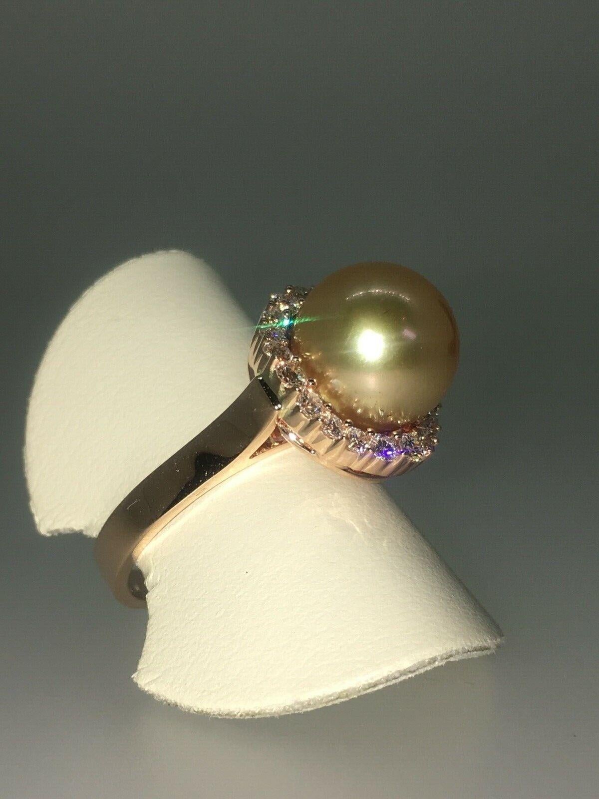Taille ronde Impressionnante bague en or rose 18 carats, perle dorée de 9,6 mm et diamant de qualité supérieure en vente