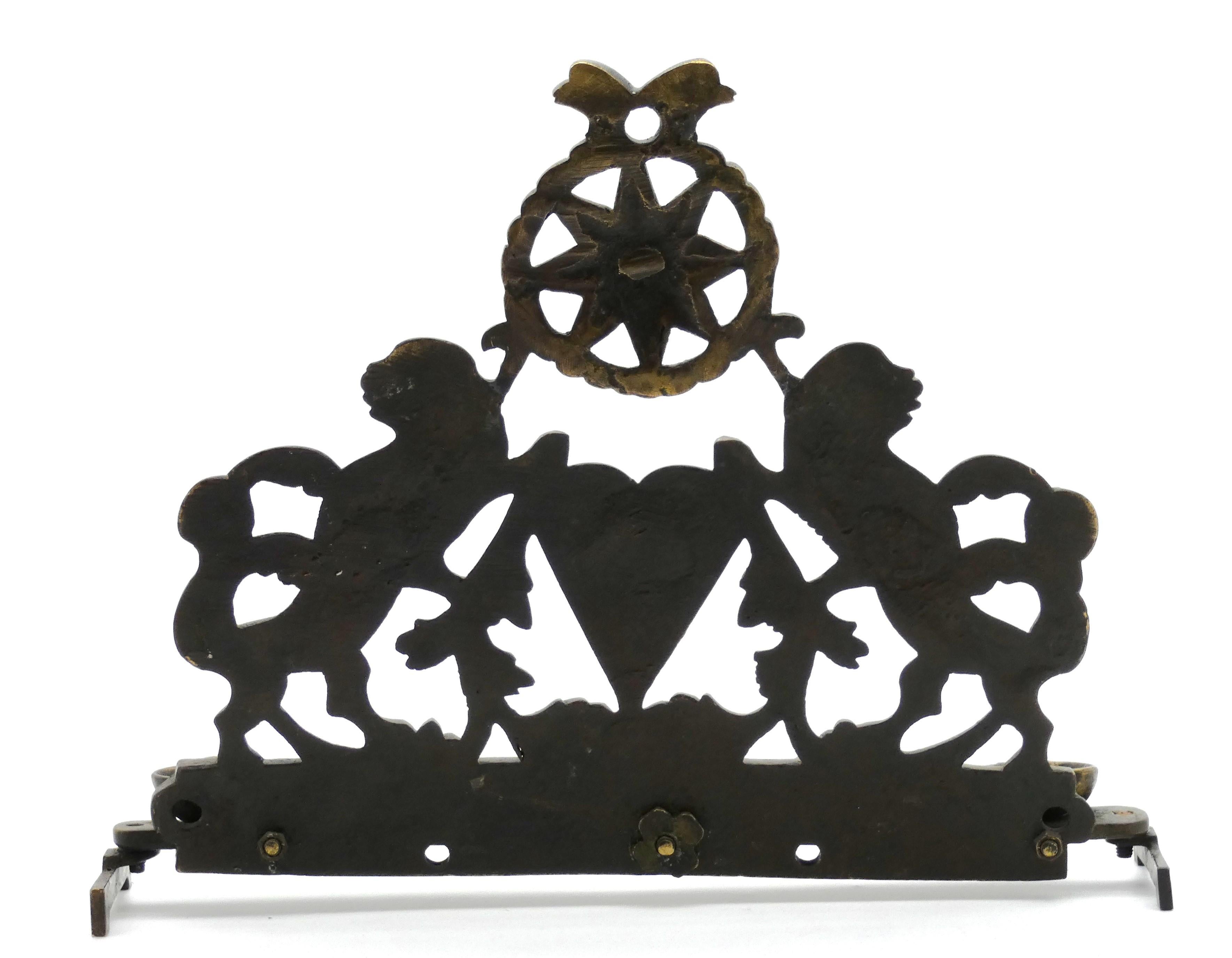 Lampada Hanukkah in ottone, Praga, fine XVIII secolo in vendita 2