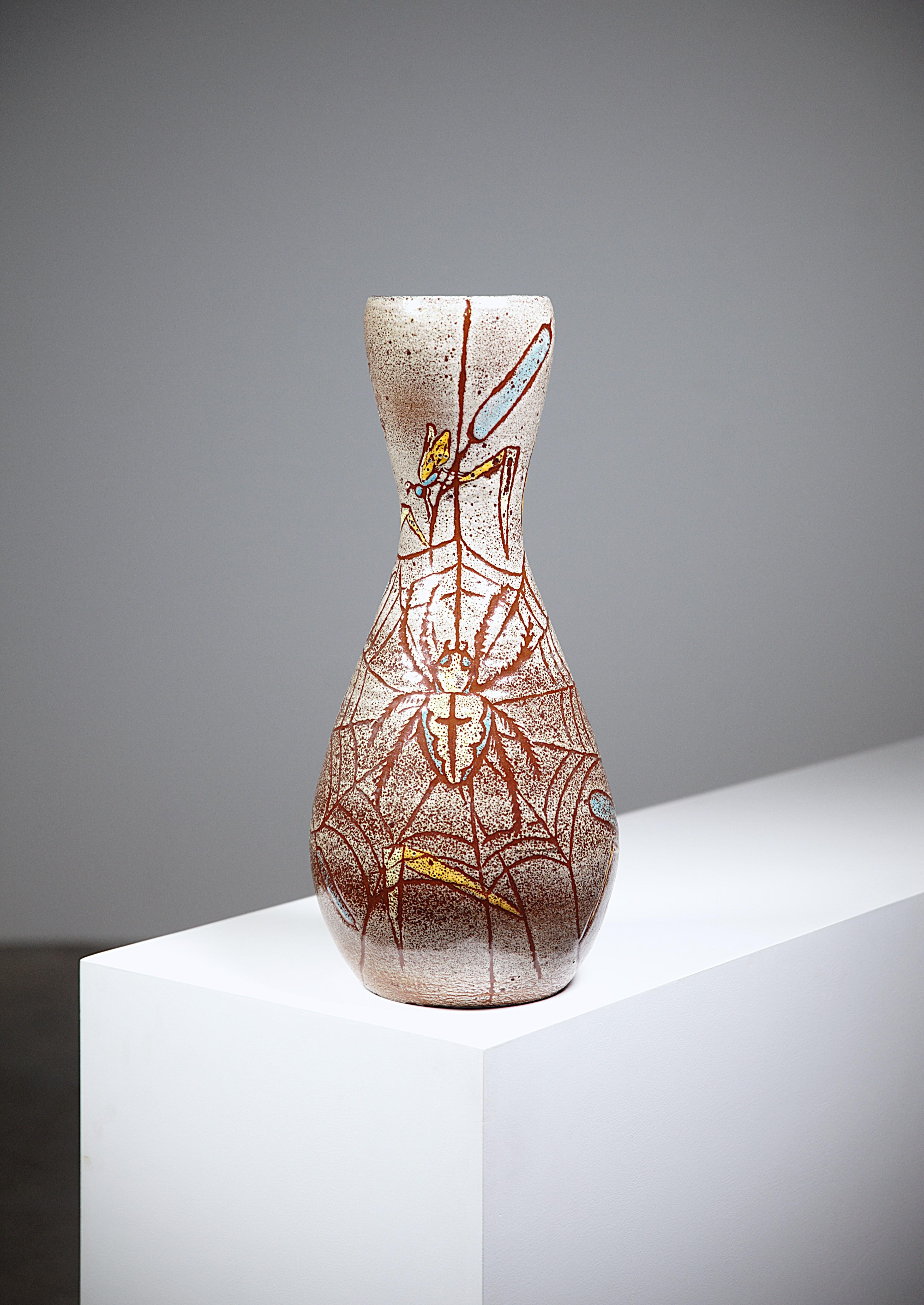 An Impressive Ceramic Vase by Les Potiers D' Accolay France 1960's Francés en venta