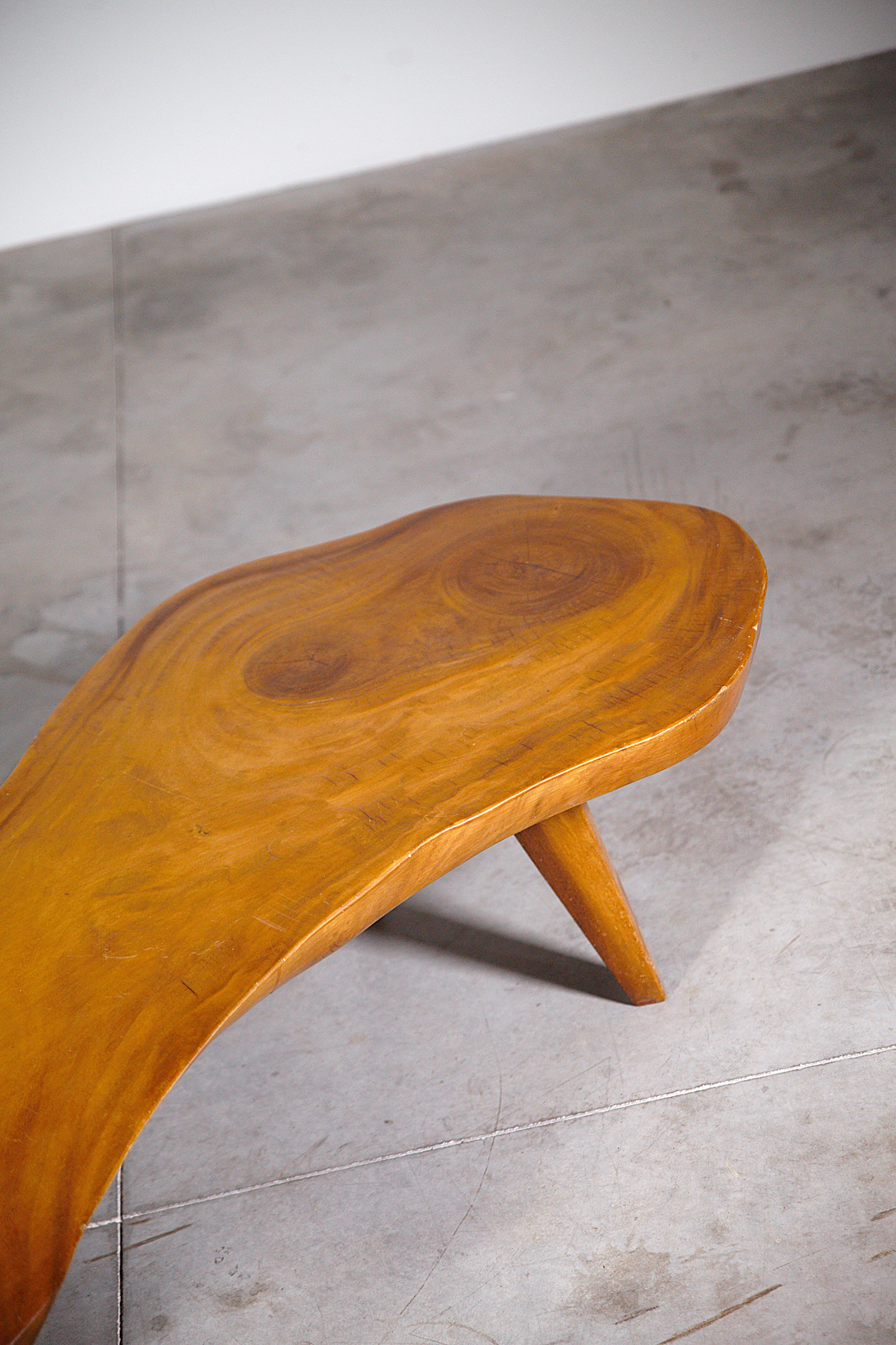 Impressionnante table basse de forme organique Brésil 1950 Bon état - En vente à HYÈRES, FR