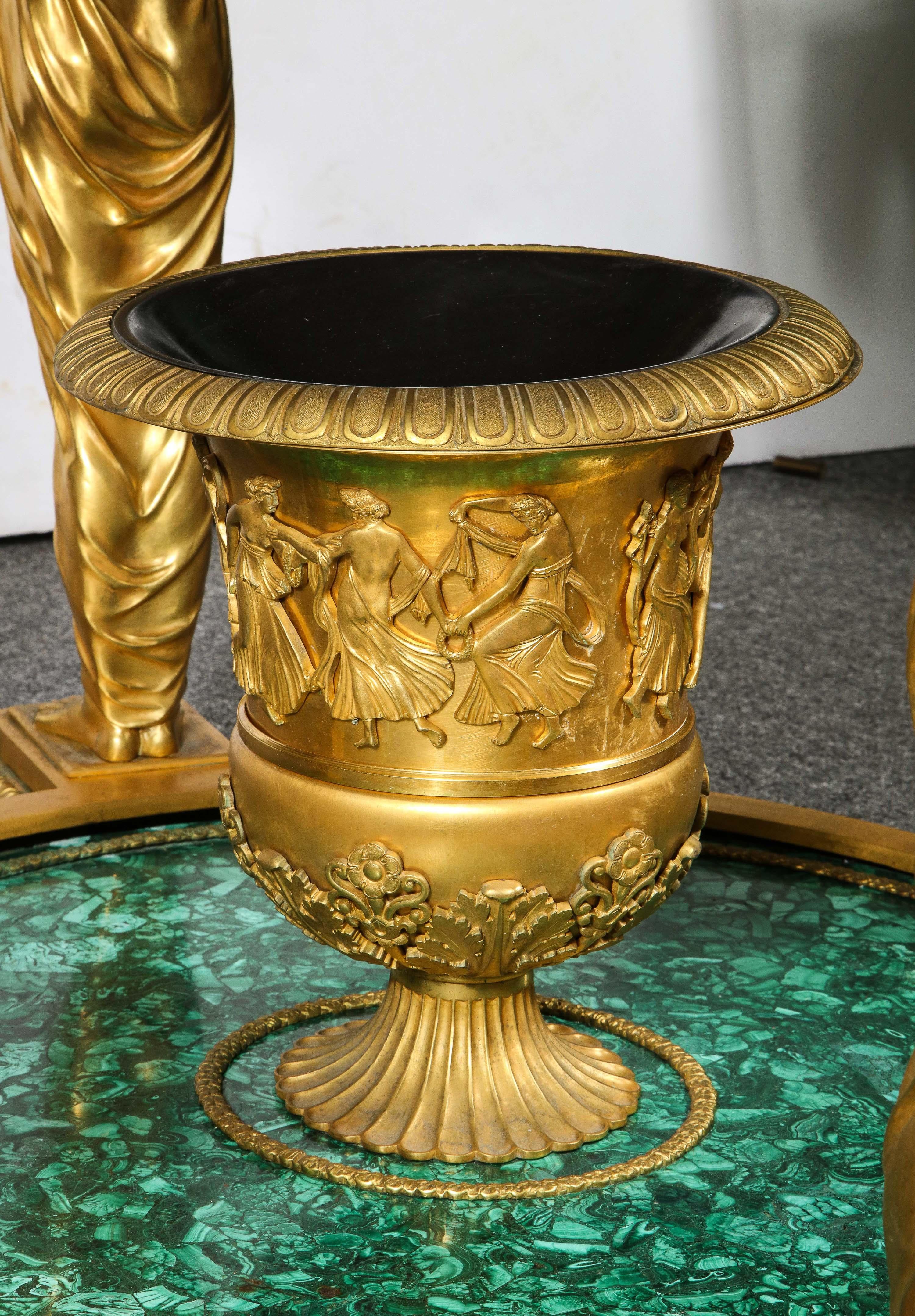 Beeindruckender Mitteltisch aus Malachit und Goldbronze im Empire-Stil nach Desmalter im Angebot 10