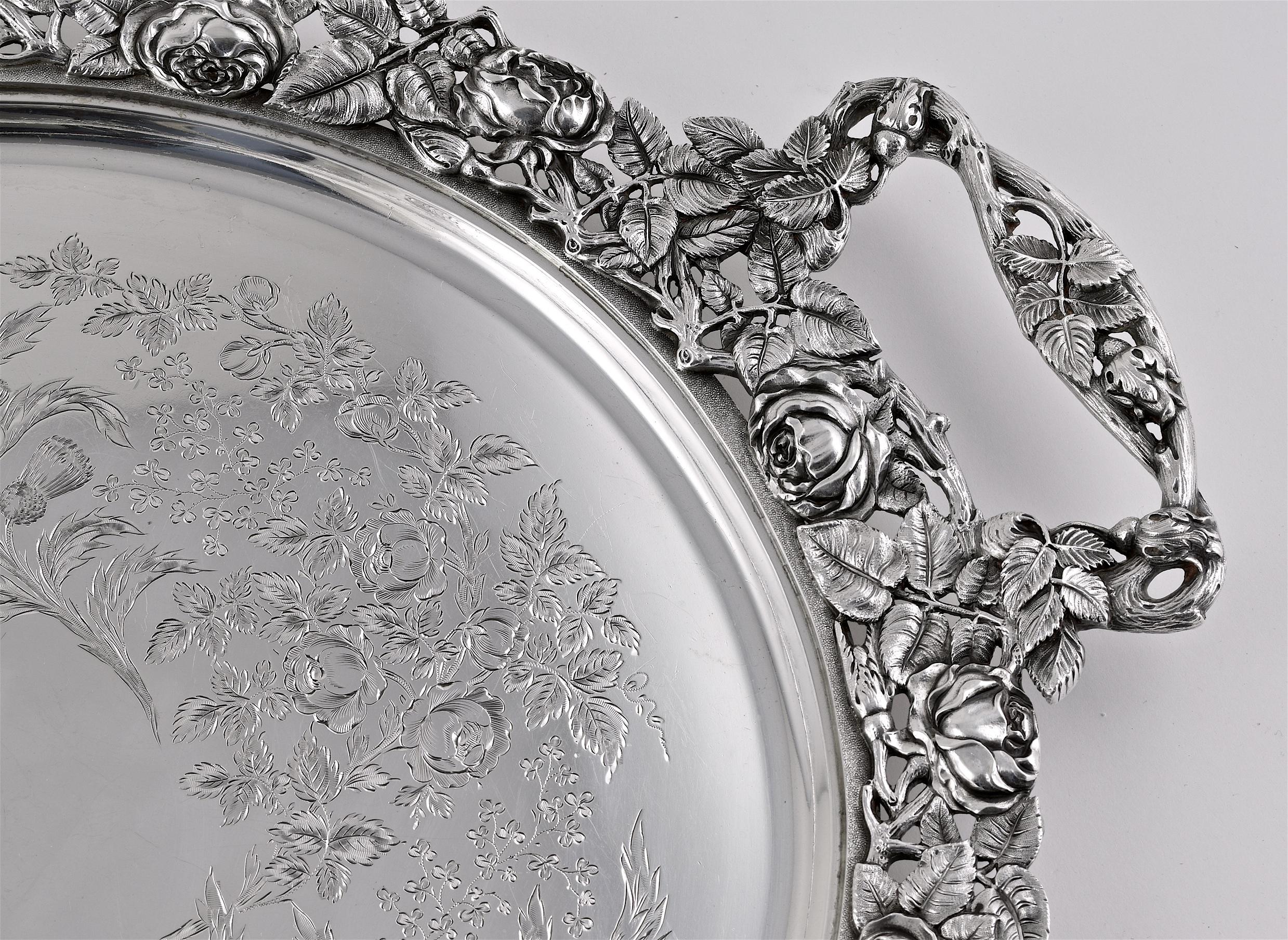 An Impressive & heavy quality sterling silver tray In Good Condition In London, GB