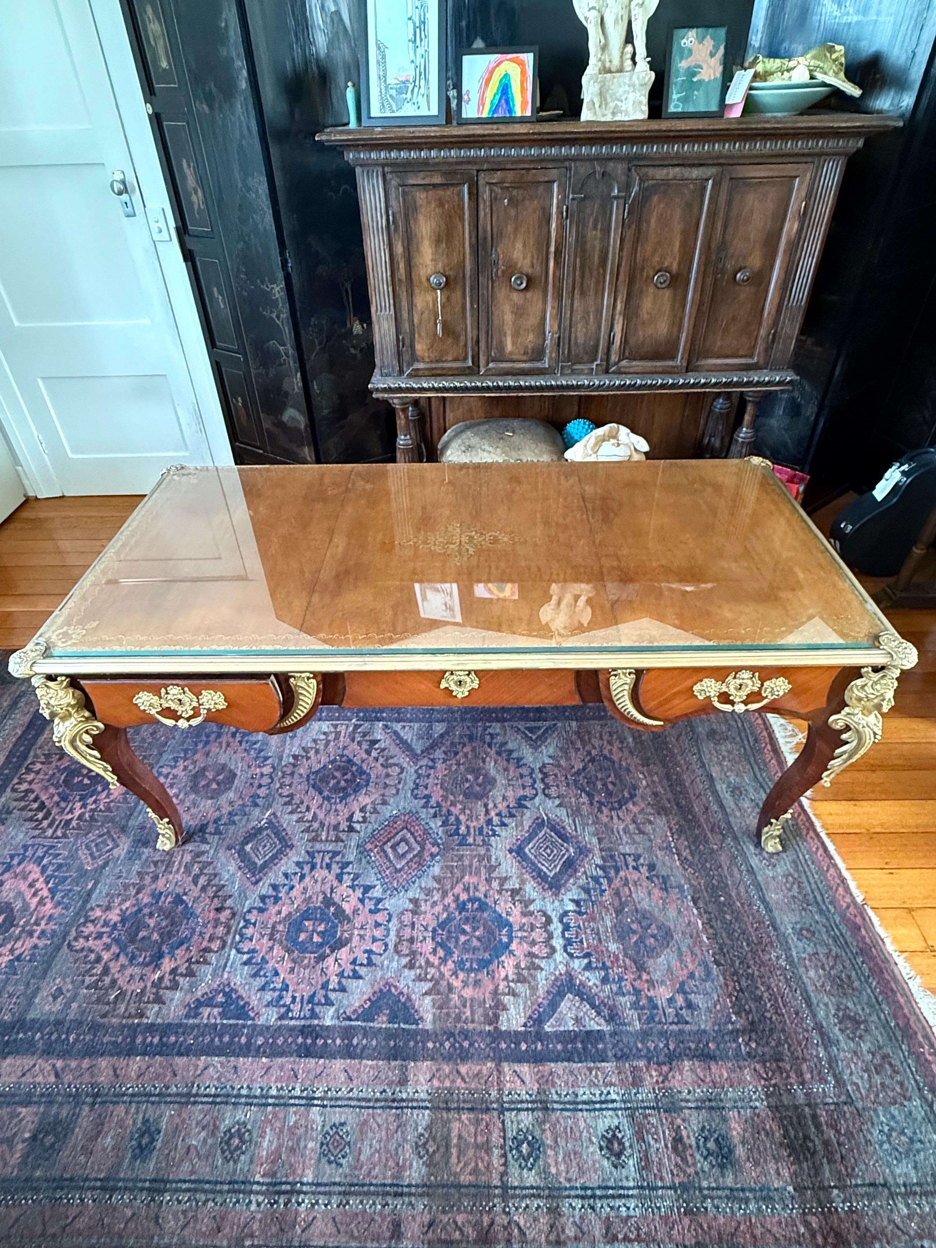 An Impressive Louis XV Style Gilt Bronze Mounted Bureau Plat, 19th/20th Century For Sale 2