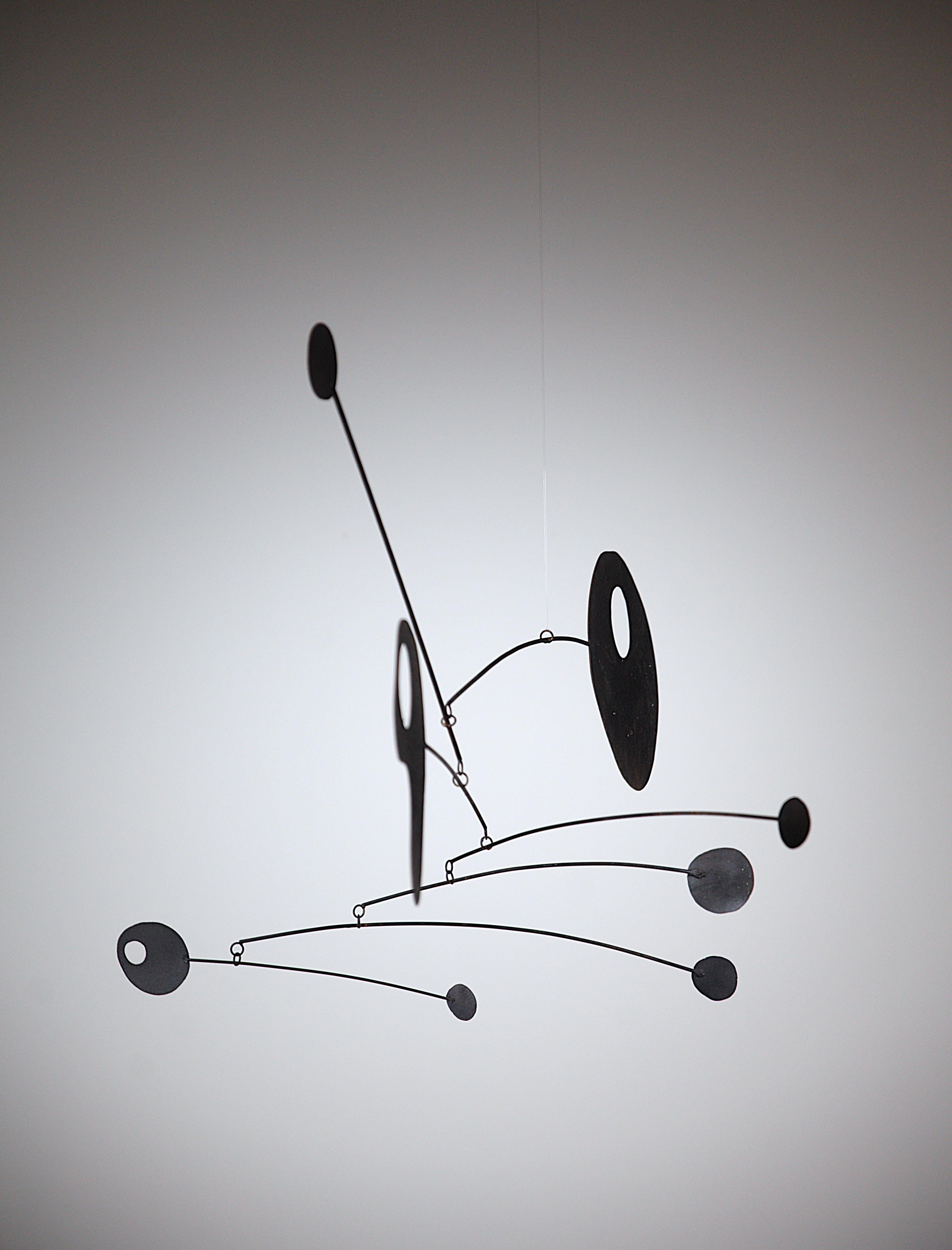 Ein beeindruckendes Mobile-Skulptur von Guillaume Lanoux, Frankreich 1980er Jahre (Französisch) im Angebot
