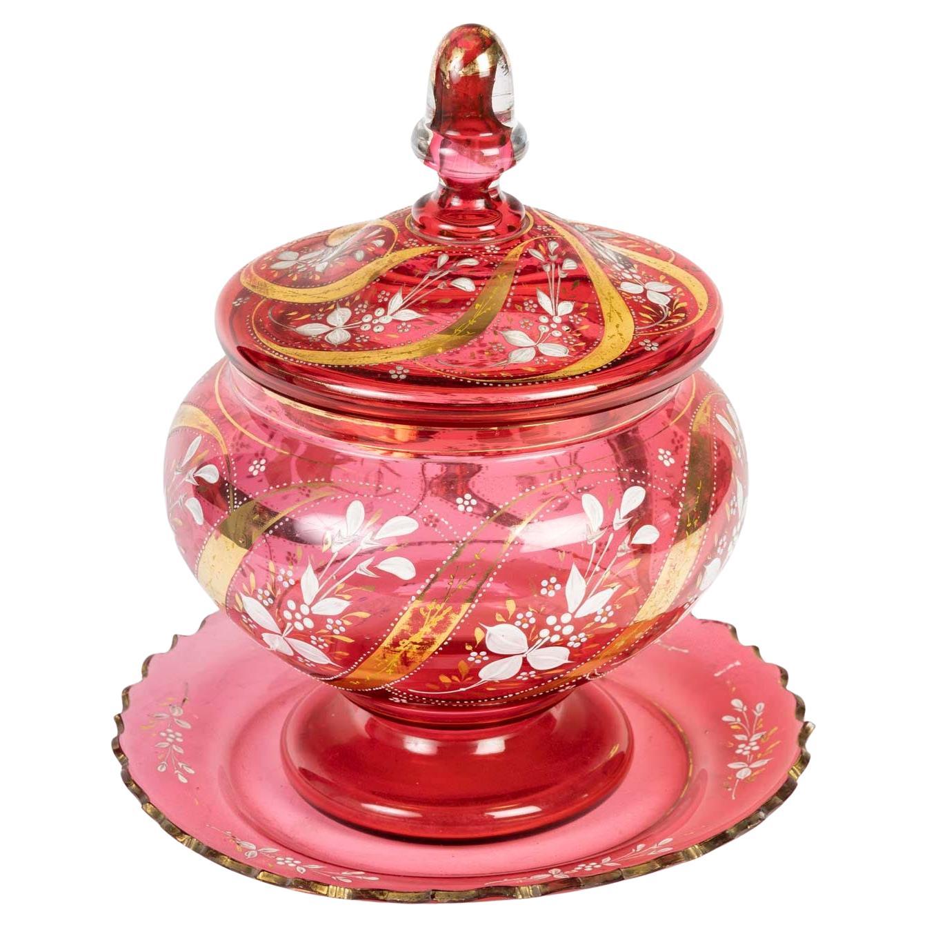 An Impressive Orientalist Bonbonnière in Bohemian Crystal, 19th Century. For Sale