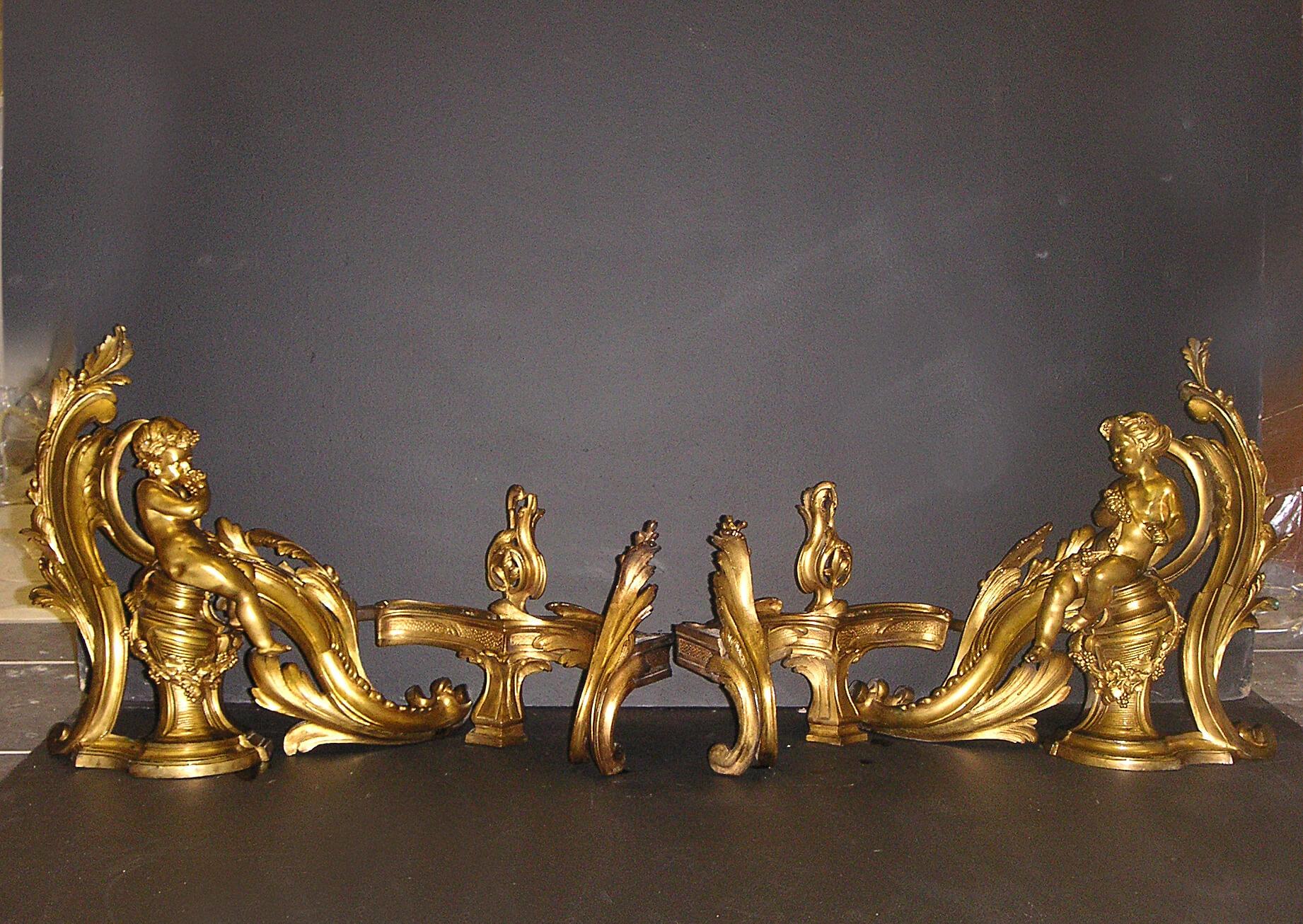 18th Century and Earlier Impressive Pair of 18th Century Louis XV Brass Chenets For Sale
