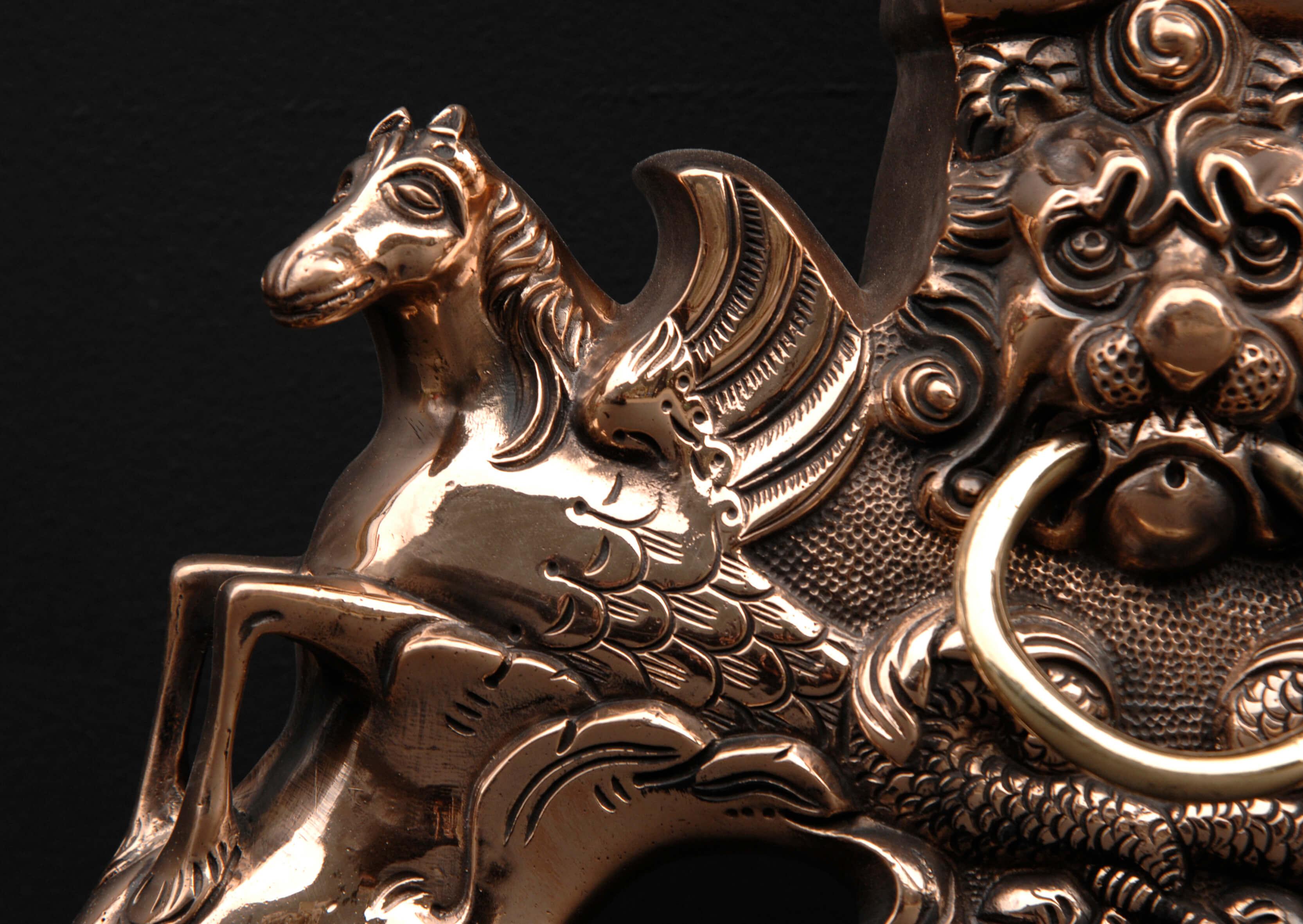 Impressive Pair of Brass Firedogs In Good Condition For Sale In London, GB