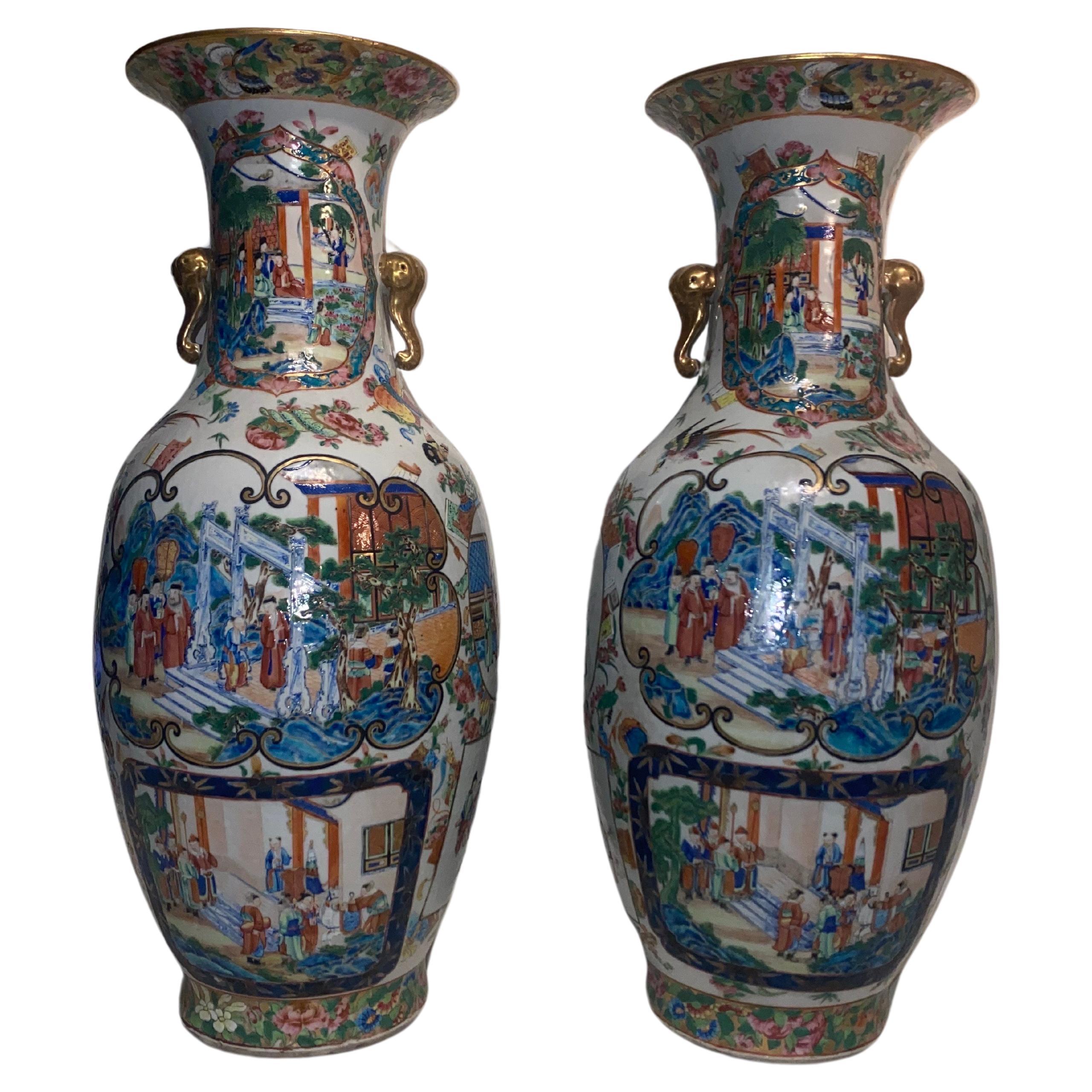 An Impressive Quality Pair Cantonese Famille Rose Medallion Vases 19th Century For Sale 5