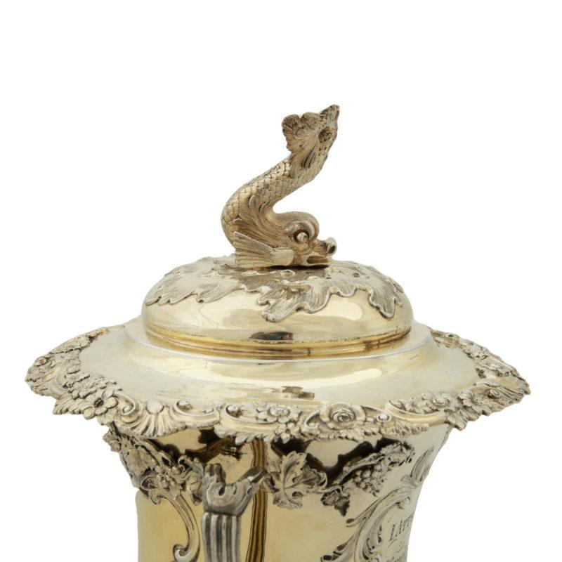 Ein beeindruckender vergoldeter Lyme Regis & Charmouth Regatta Pokal für 1846 präsentiert  im Angebot 2