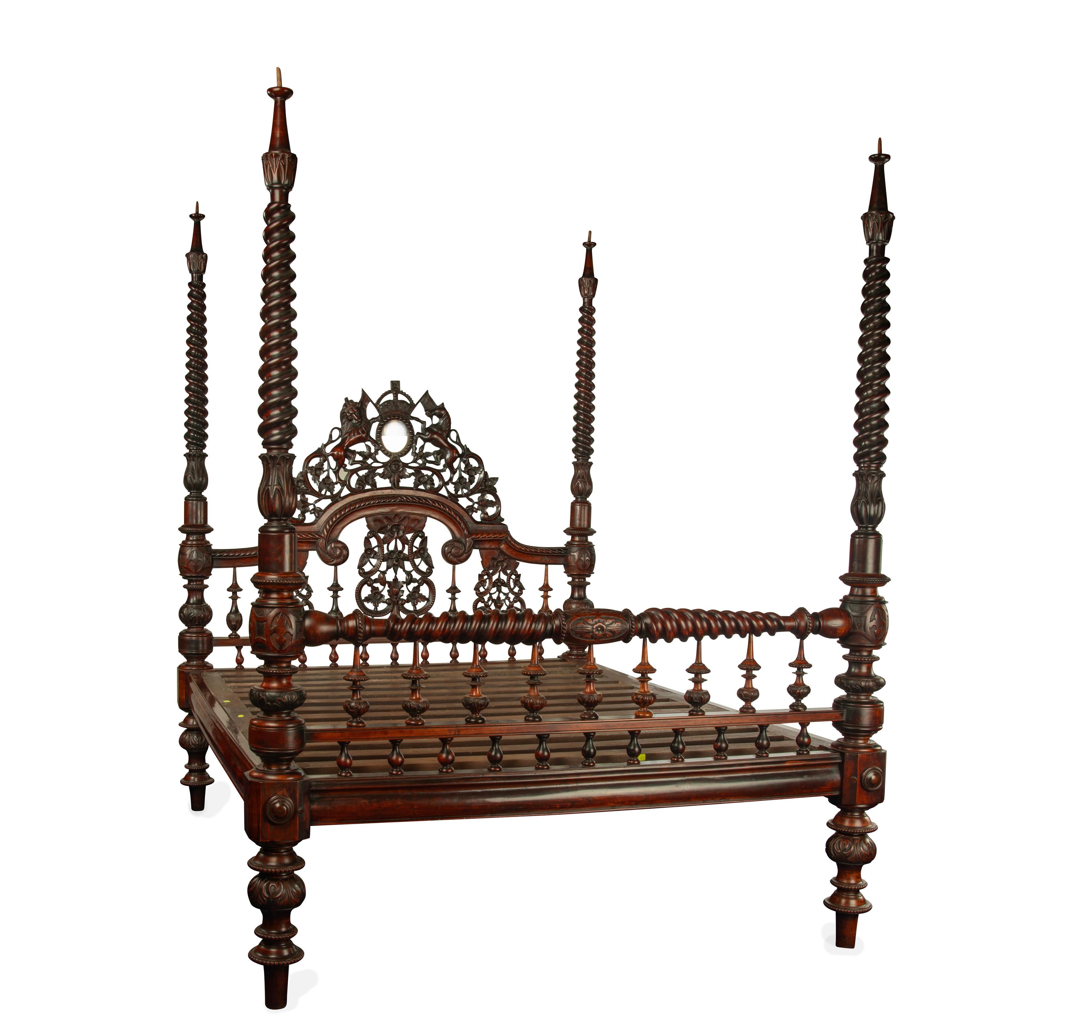 English An impressive sissoo wood Anglo-Indian four poster bed For Sale