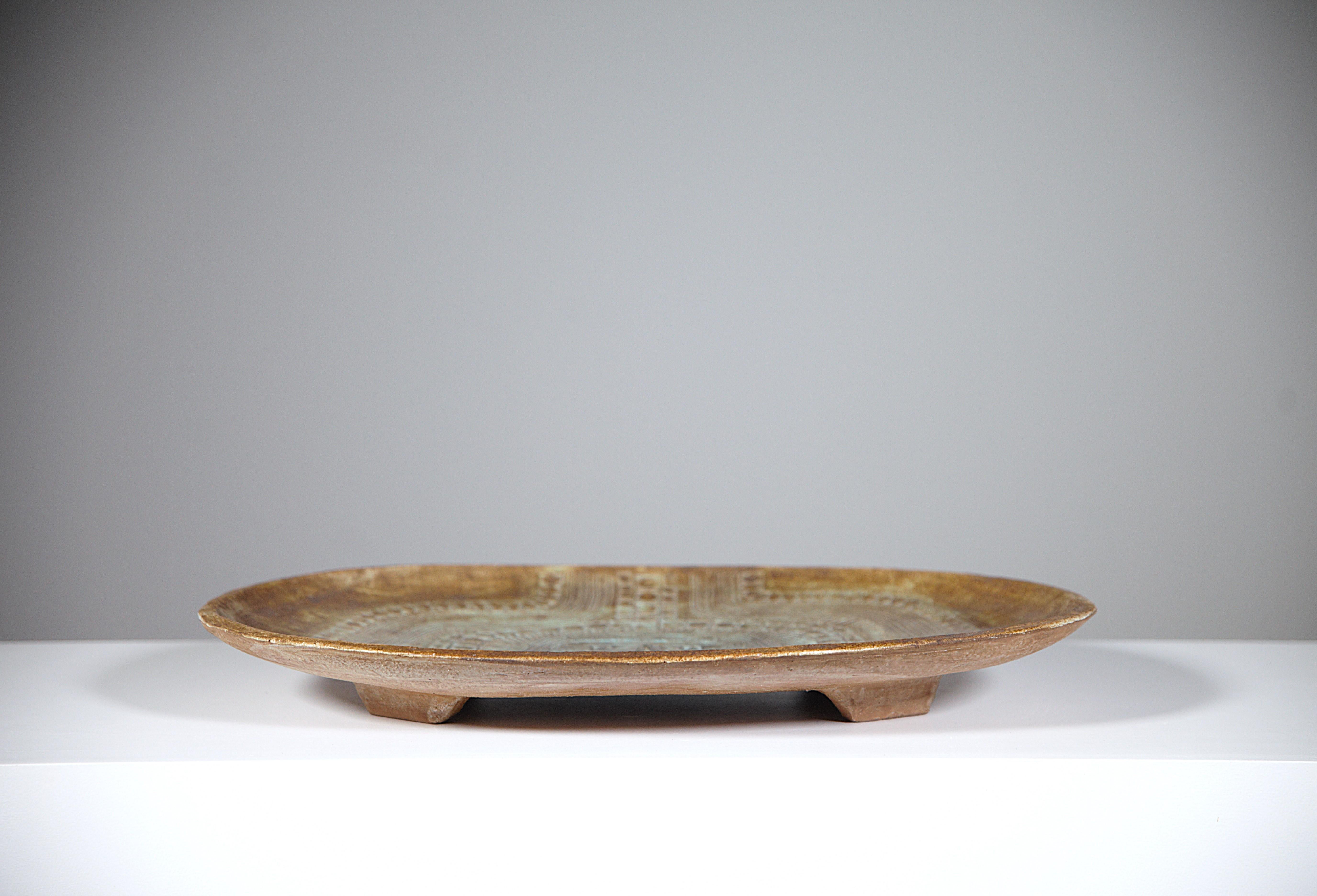 Impresionante Plato de Cerámica de Pared de Jo Rowland Atelier A Sant Vicens Francia Años 60 en Bueno estado para la venta en HYÈRES, FR