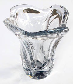 Très grand et lourd vase en cristal clair français de Daum, datant d'environ 1945-1950