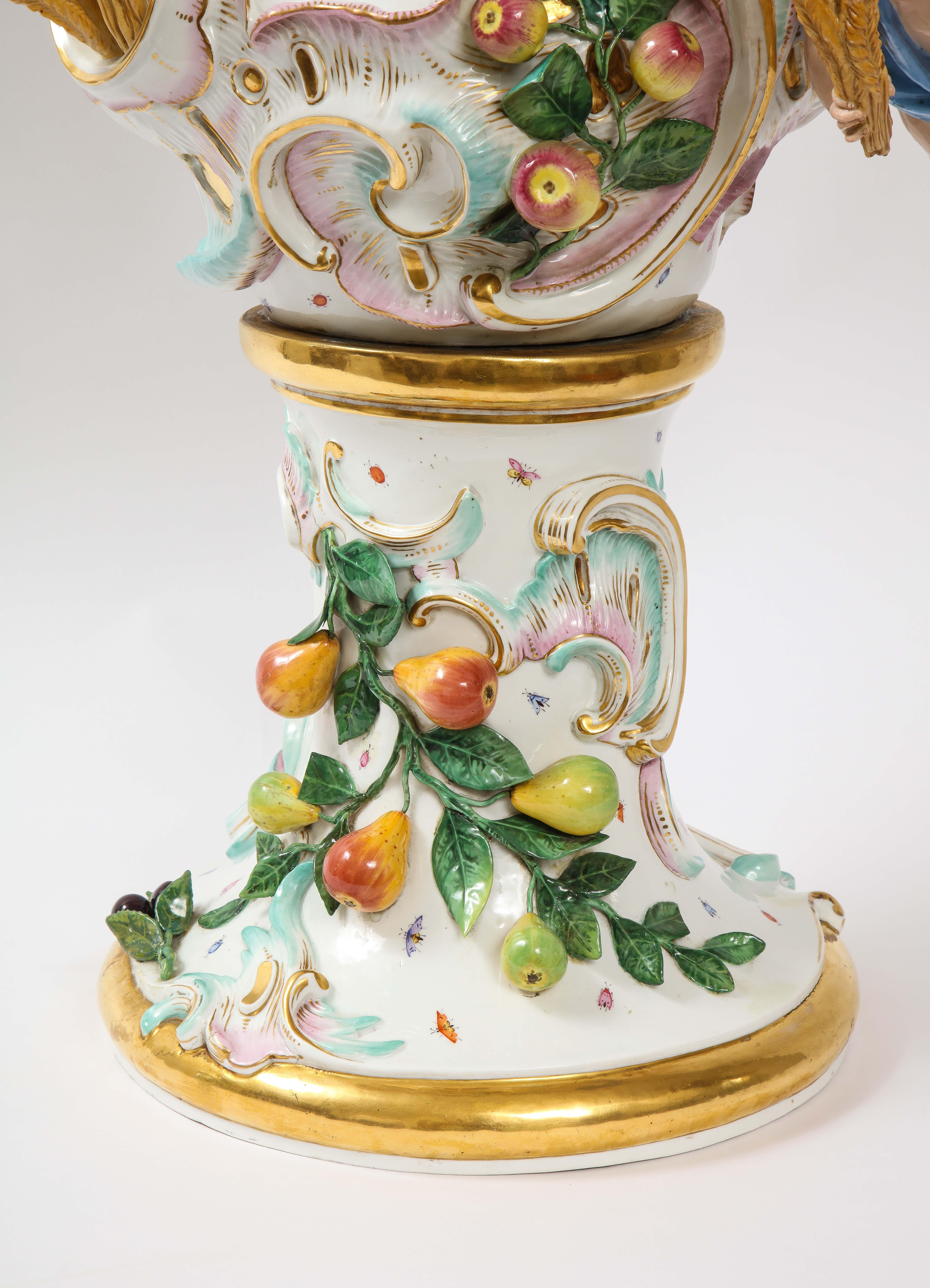 Incredible 19th Century Meissen Porcelain Covered Urn Emblematic of Autumn For Sale 9