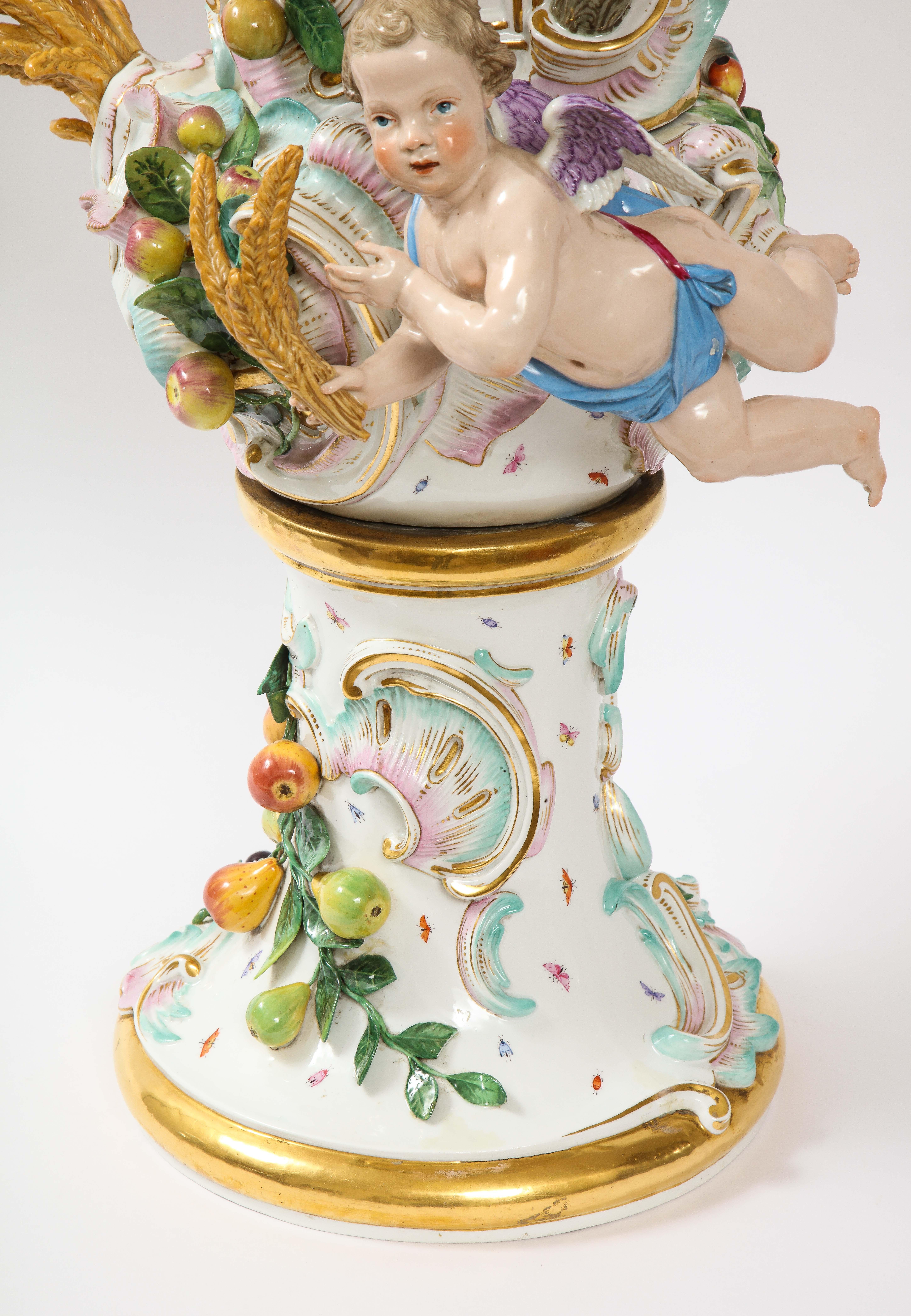 Incredible 19th Century Meissen Porcelain Covered Urn Emblematic of Autumn For Sale 11