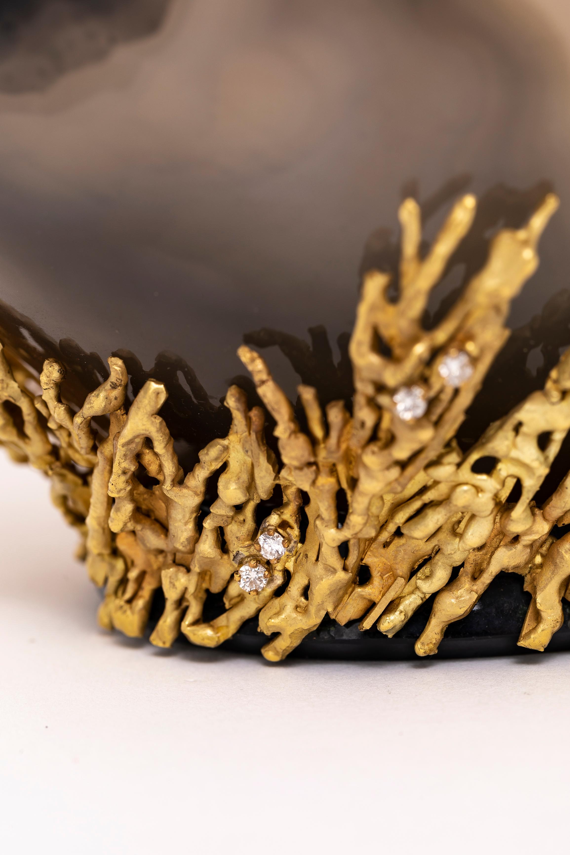 Incroyable bol Chaumet Paris en agate sculptée monté sur or et diamants en vente 2