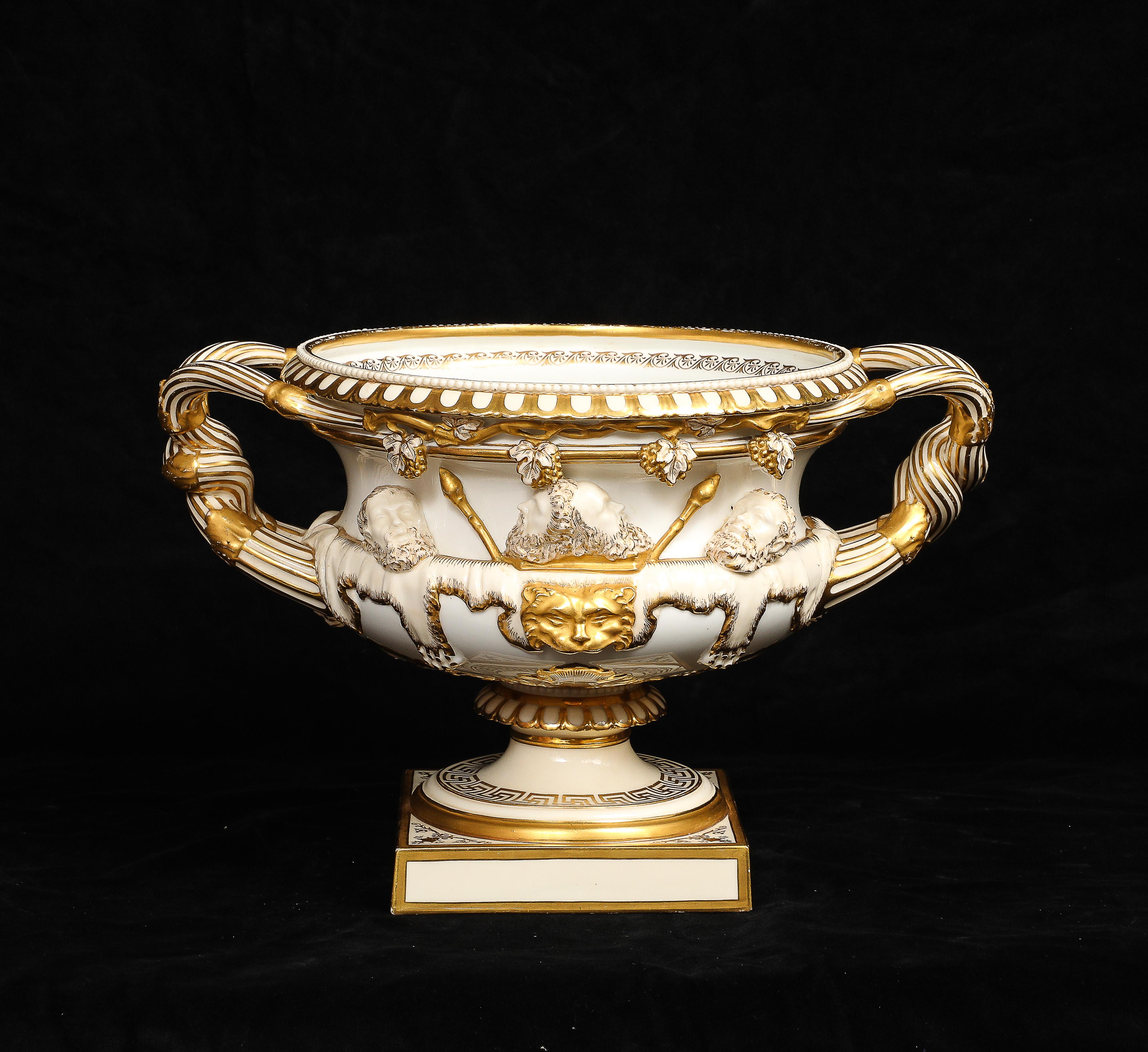 An Incredible Royal Worcester Porcelain Double-Handled Urn with Relief Soldiers In Good Condition For Sale In New York, NY