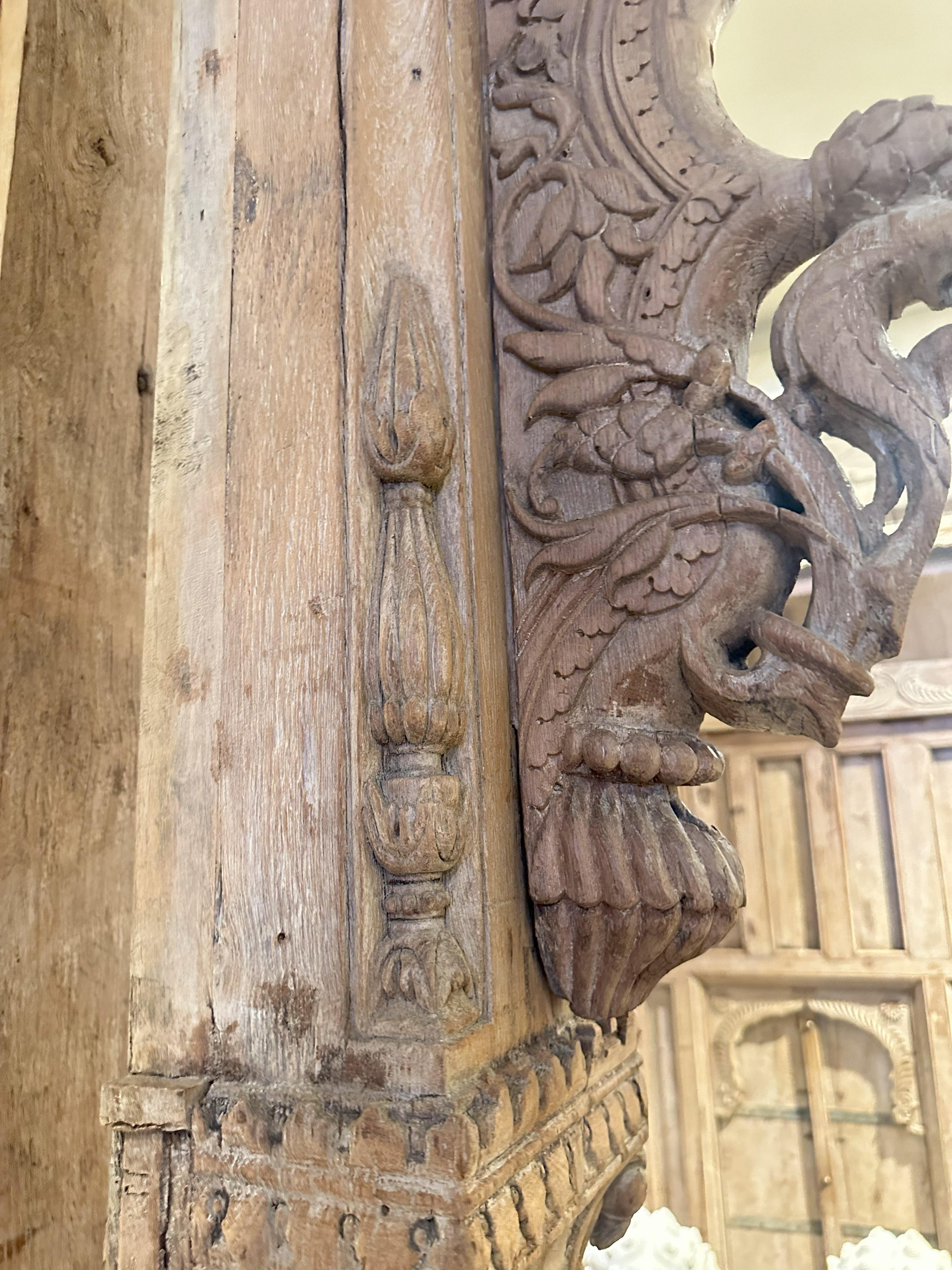 Una columnata india con siete arcos Indio