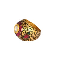 An Indian gold ring in 22K gold and diamond polki