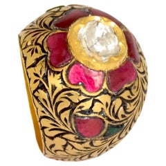 An Indian gold ring in 22K gold and diamond polki