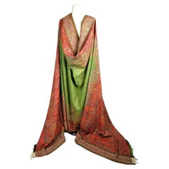 An Indian Kani Kashmir shawl with green center - Sick period circa 1840