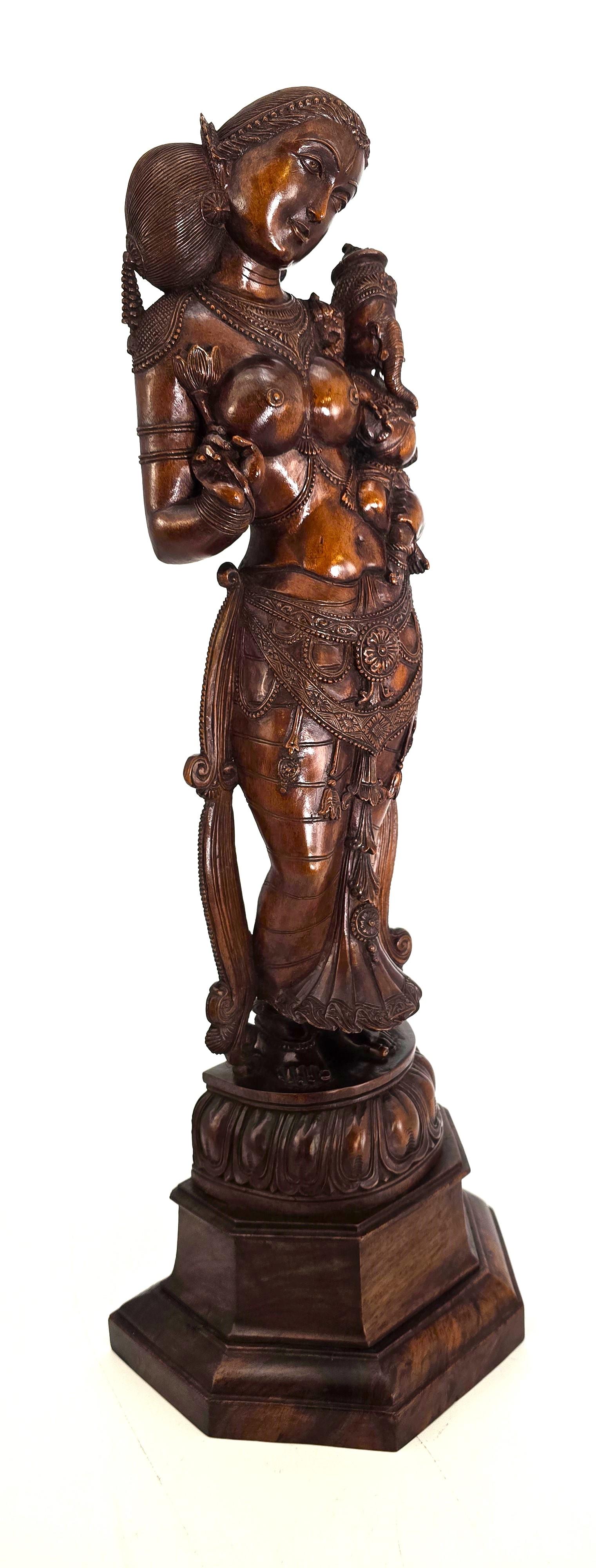 An Indian Raj period carved figure of the Goddess Parvati, circa 1900 For Sale 1