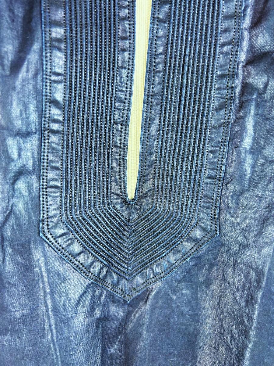 An indigo dyed glazed cotton peasant Blouse - France Circa 1850/1900 For Sale 6