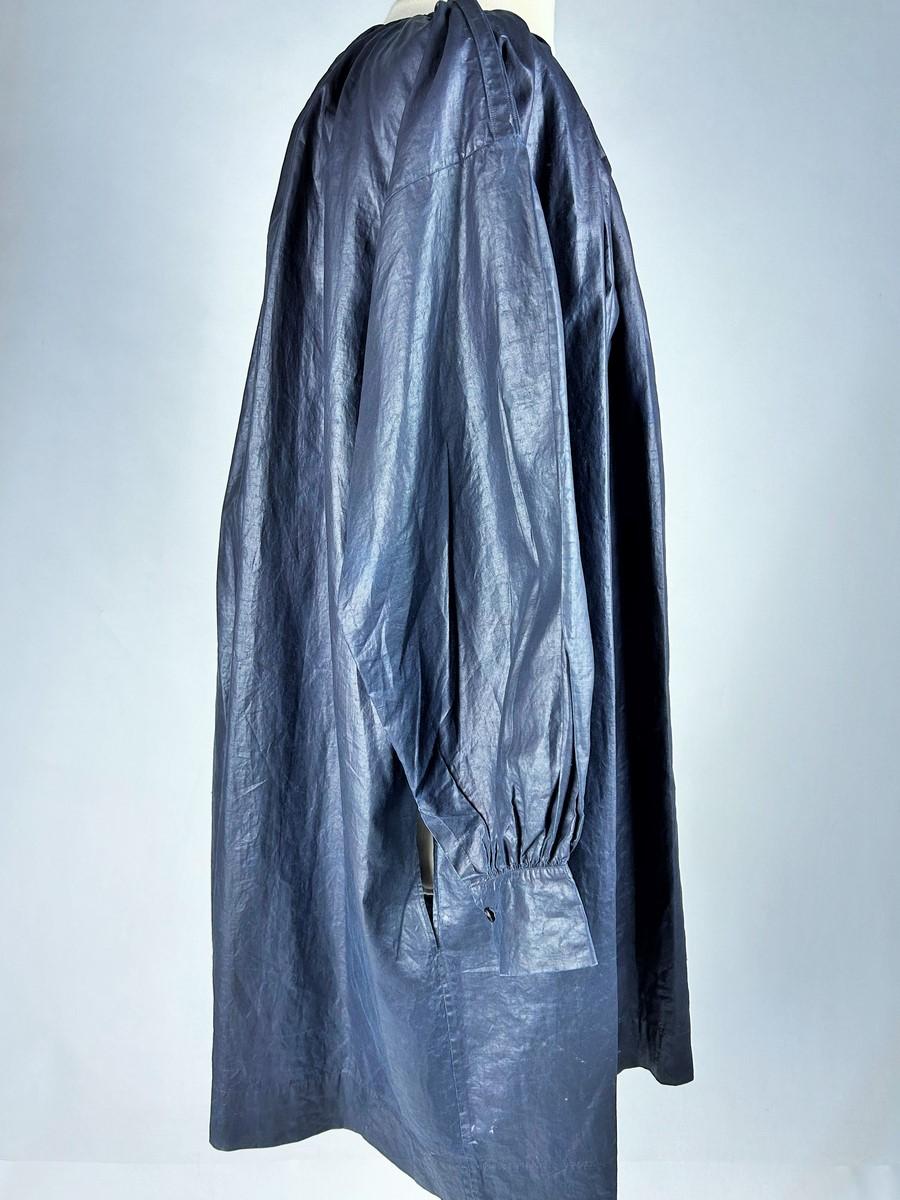 An indigo dyed glazed cotton peasant Blouse - France Circa 1850/1900 For Sale 7