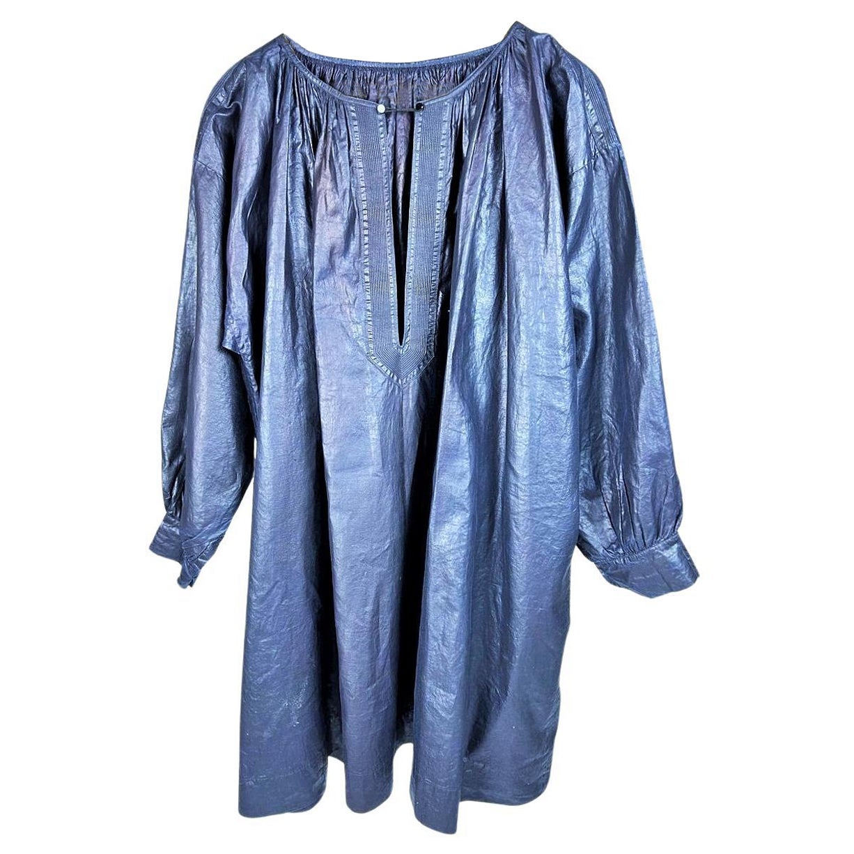 Eine indigoblaue glasierte Bauernbluse aus Baumwolle - Frankreich um 1850/1900 im Angebot