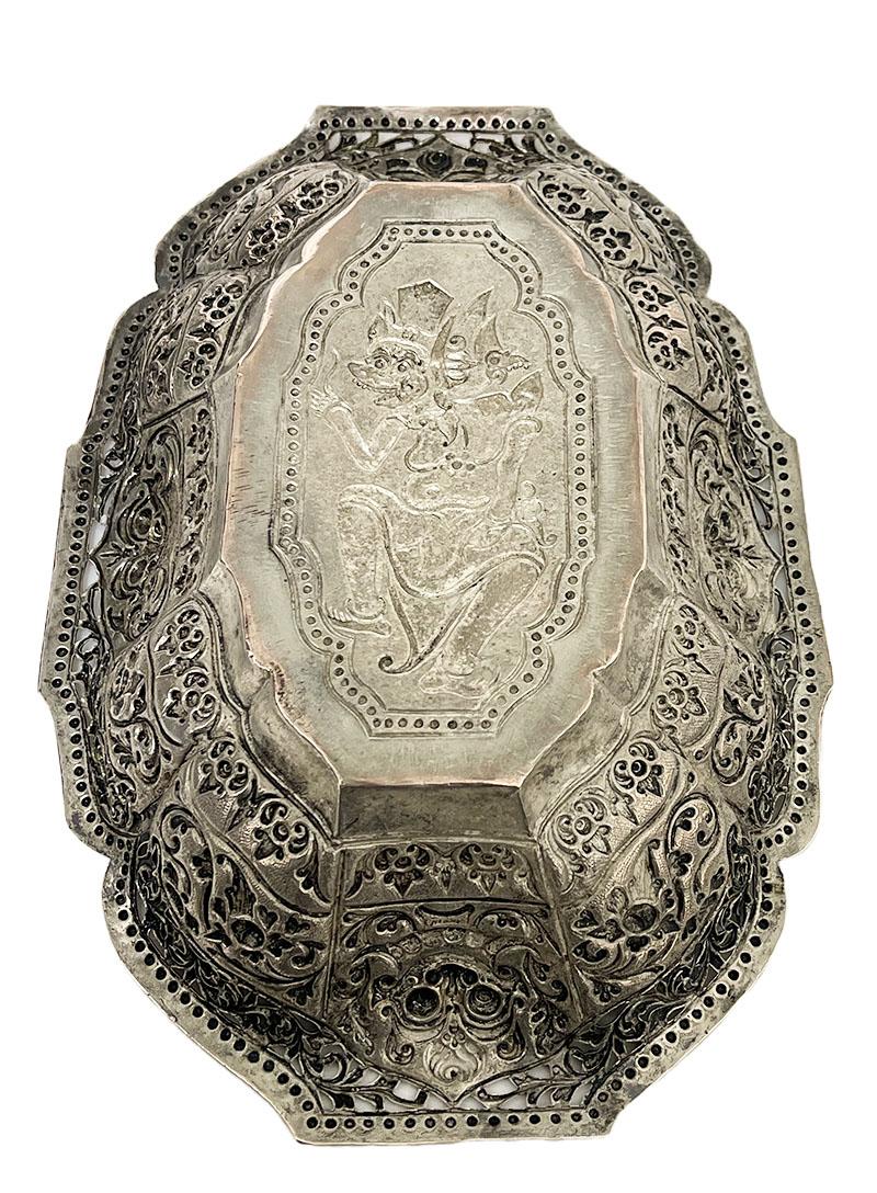 Indonesischer Yogya-Korb aus Indonesien, um 1900 (19. Jahrhundert) im Angebot