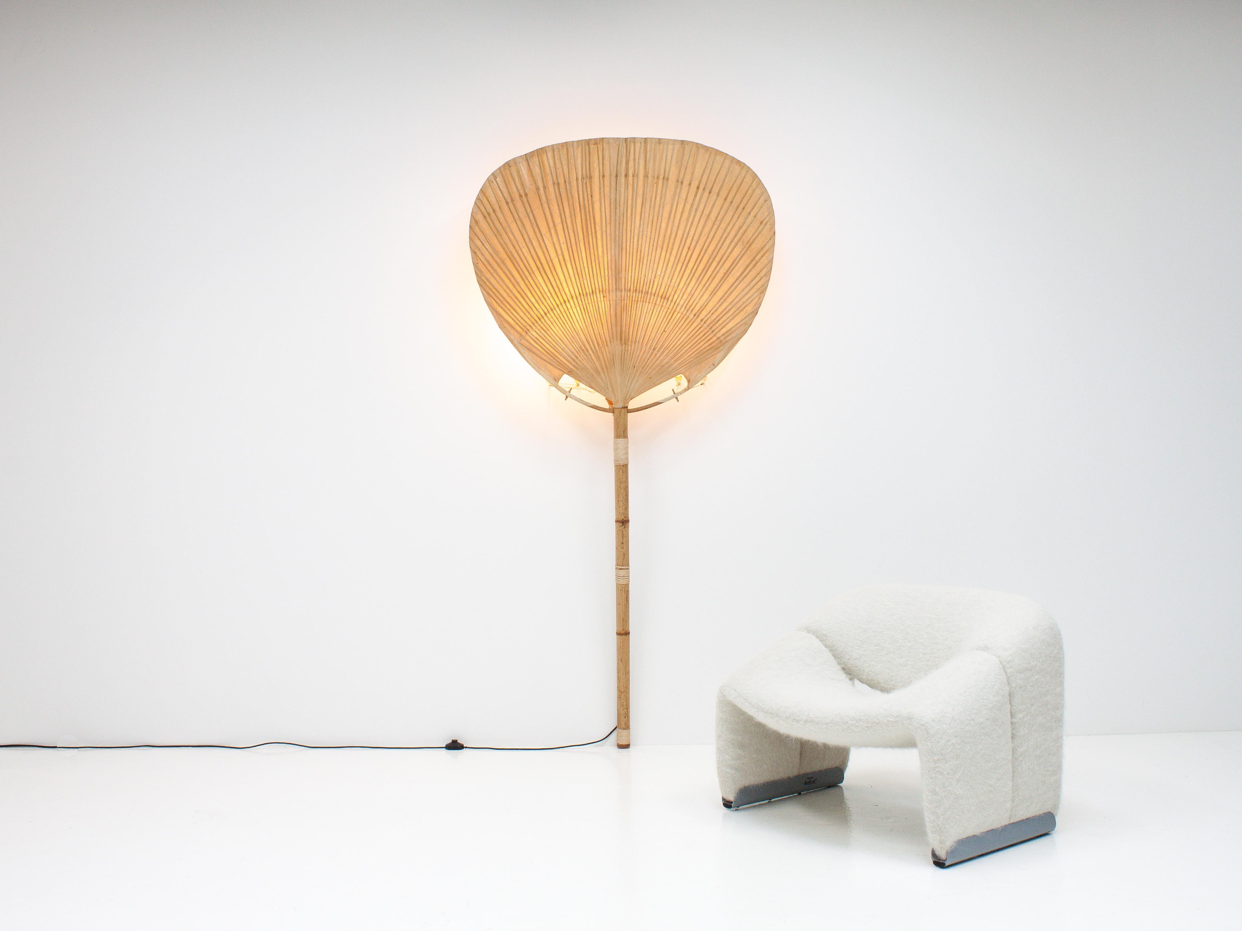 An Ingo Maurer “Uchiwa I” large floor/wall lamp for M Design, Germany, 1970s.

Arguably the most spectacular of the 1970s Ingo Maurer ‘Uchiwa’ range, a hand made floor lamp standing some 7 feet high/2.2m, named the “Uchiwa I”, uchiwa being