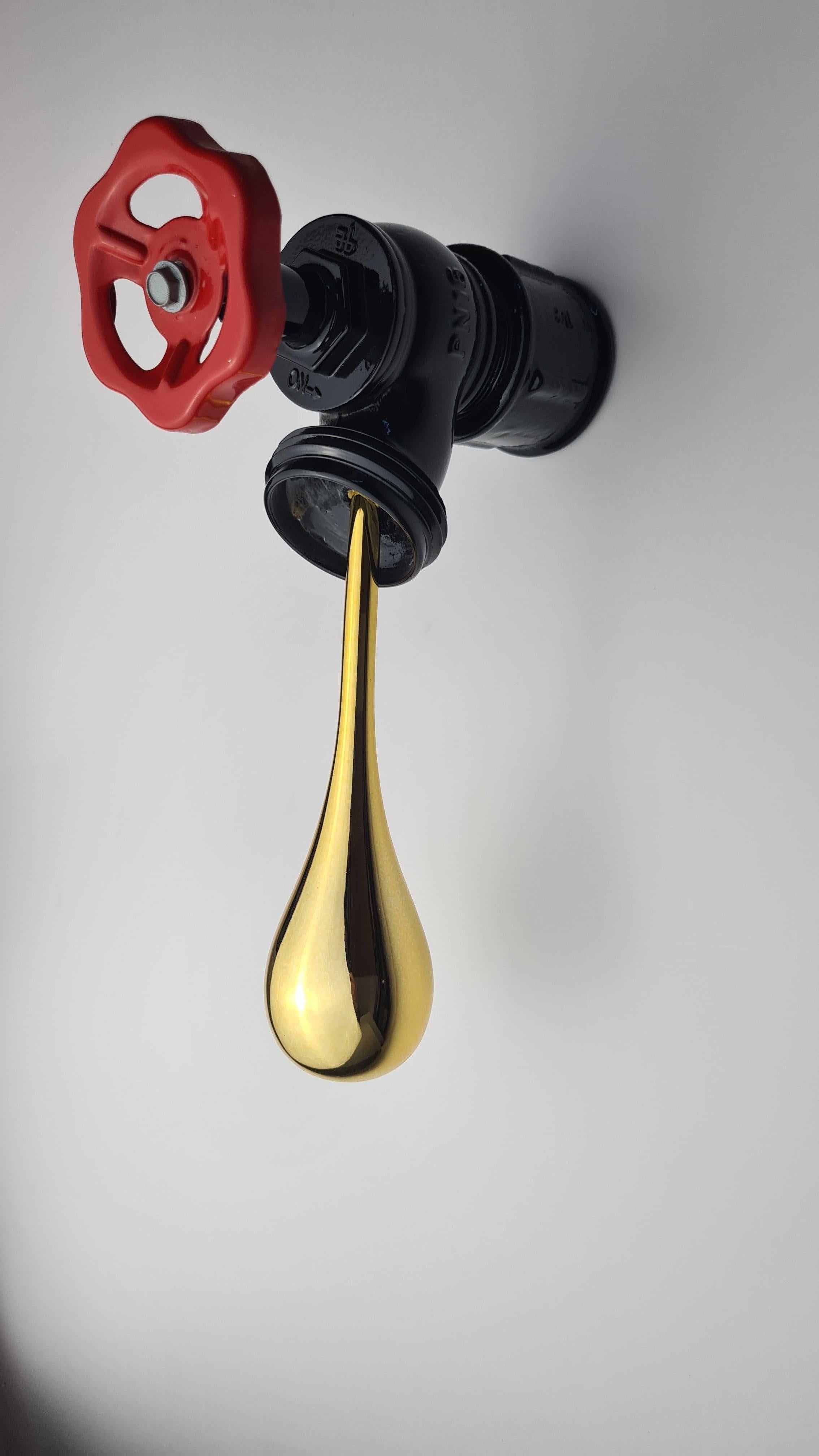 „An Instant Sudden“, 2021, Wand-Hausschmuck, handgefertigt in Italien, Schwarz & Gold Ldt (Handbemalt) im Angebot