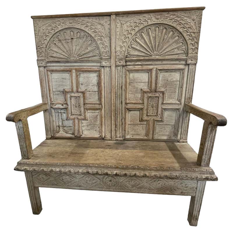 Barrel-Back Settle For Sale at 1stDibs | settle back classic