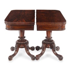 Un'interessante coppia di tavolini da gioco dell'epoca di Guglielmo IV, attribuiti a Gillows, 1835 circa