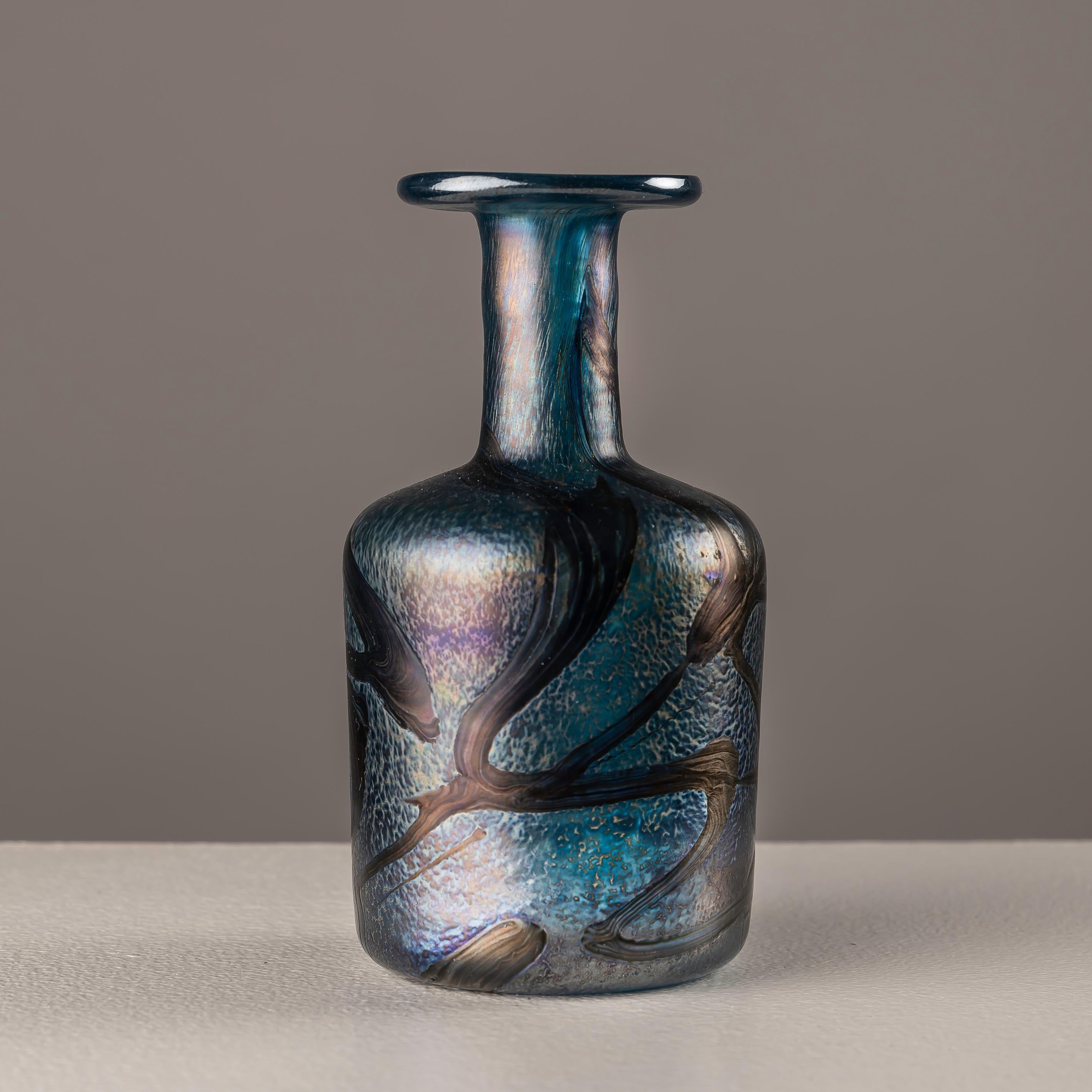 20th Century An Iridescent glass vase signed For Sale