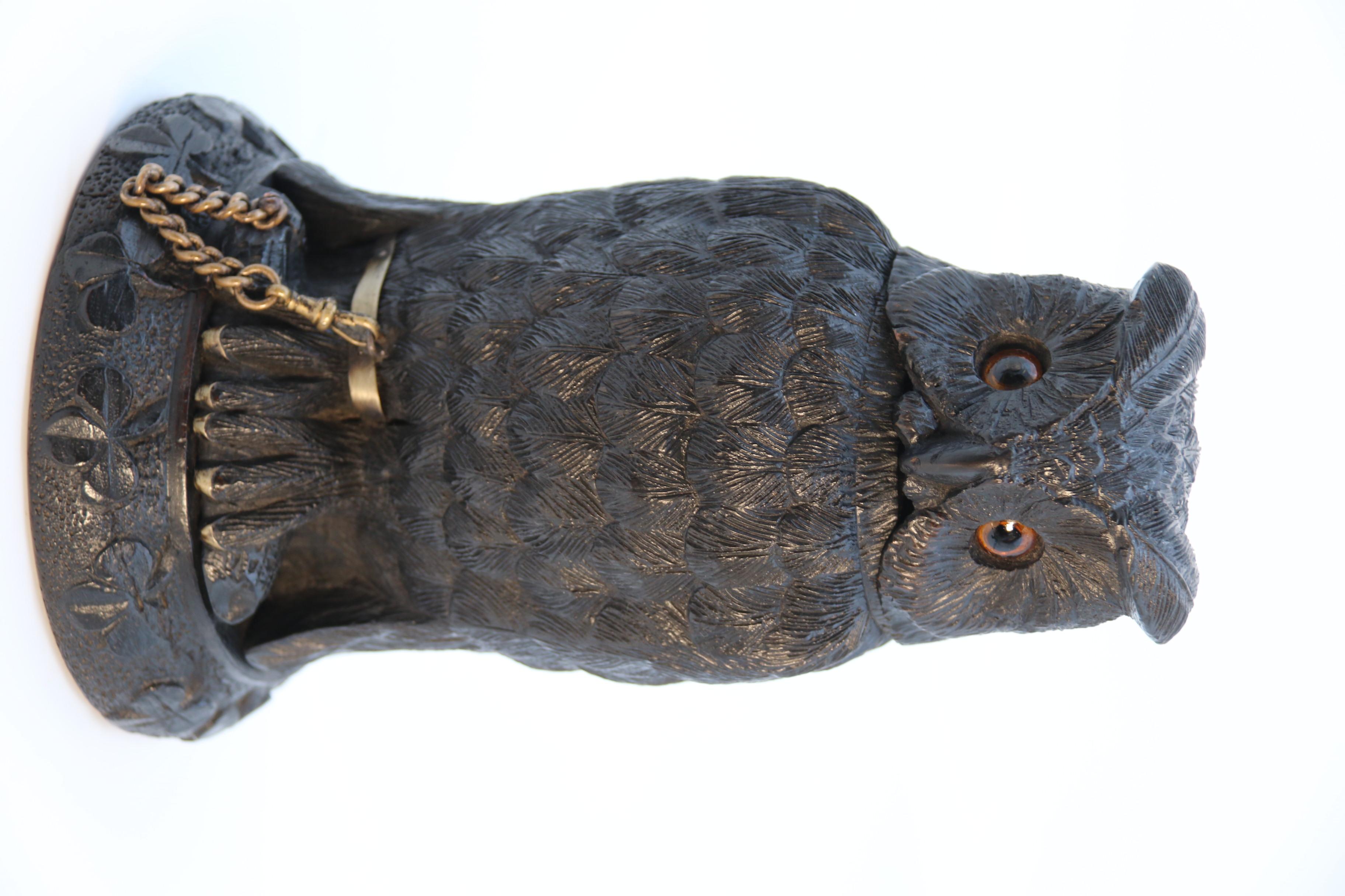 Irish Bog Oak Hand Carved Inkstand in the Form of an Owl 'Cornelius Goggin' For Sale 4