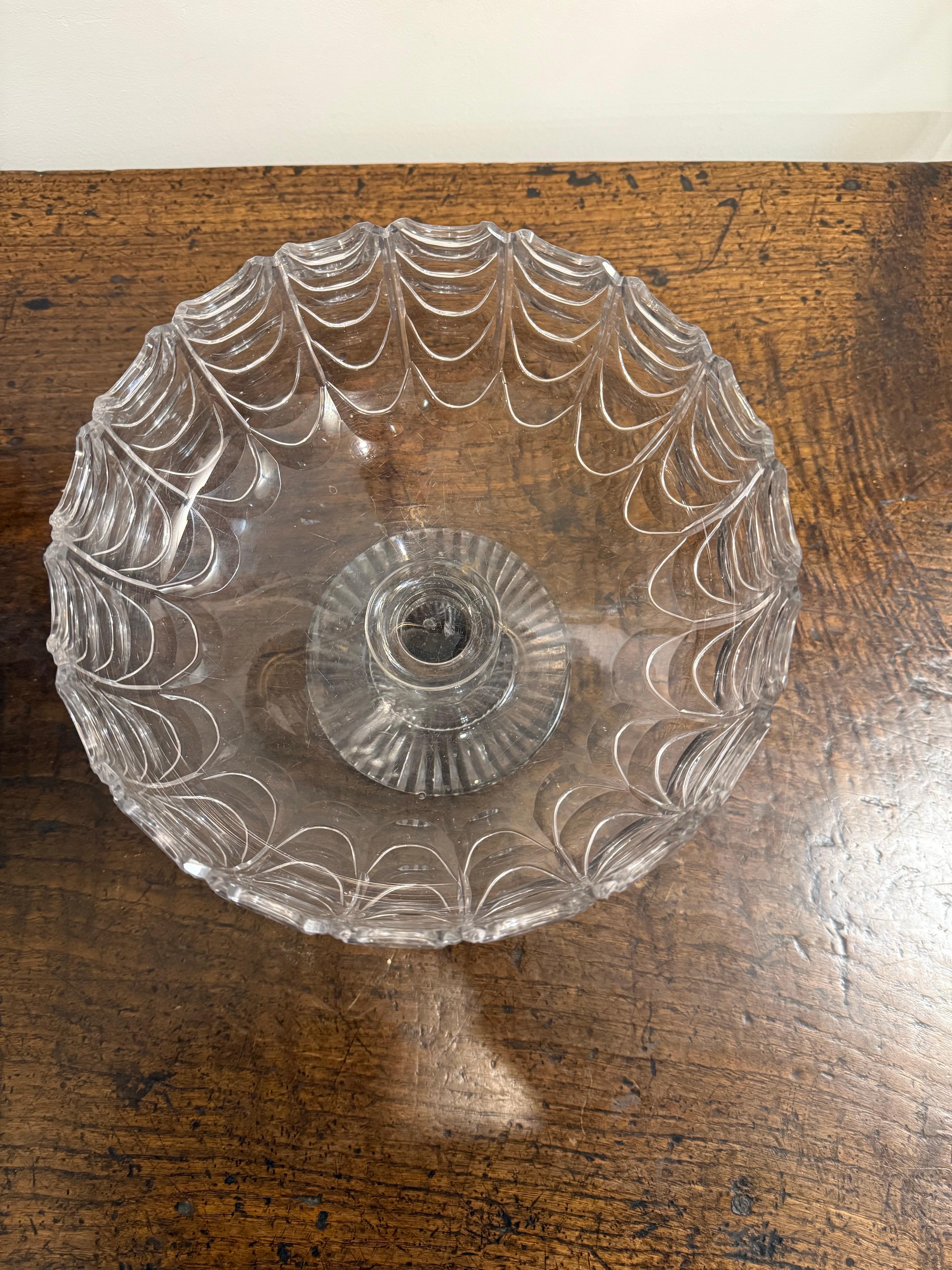 Hand-Crafted An Irish Crystal Standing Fruit/Salad Bowl Attributed to Waterford, 18th Century For Sale