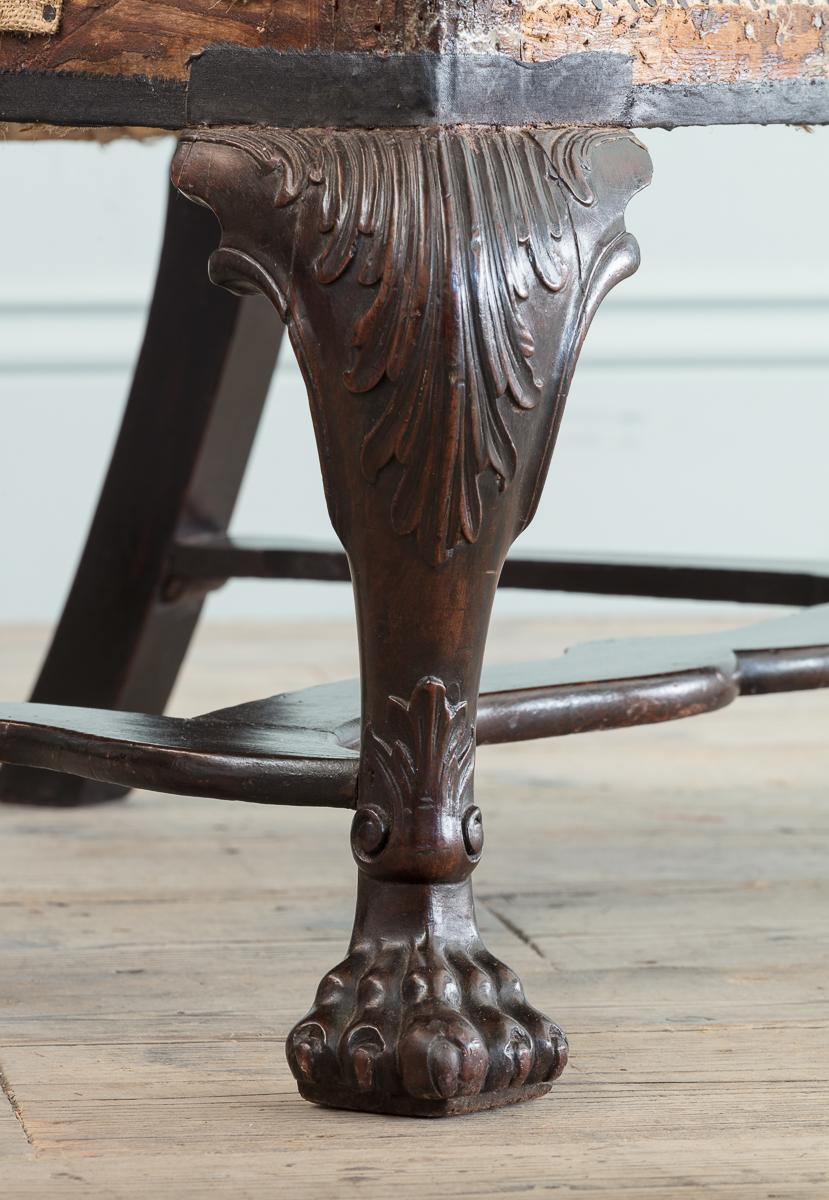 Fauteuil irlandais George II à dossier Wingback en acajou Bon état - En vente à London, GB
