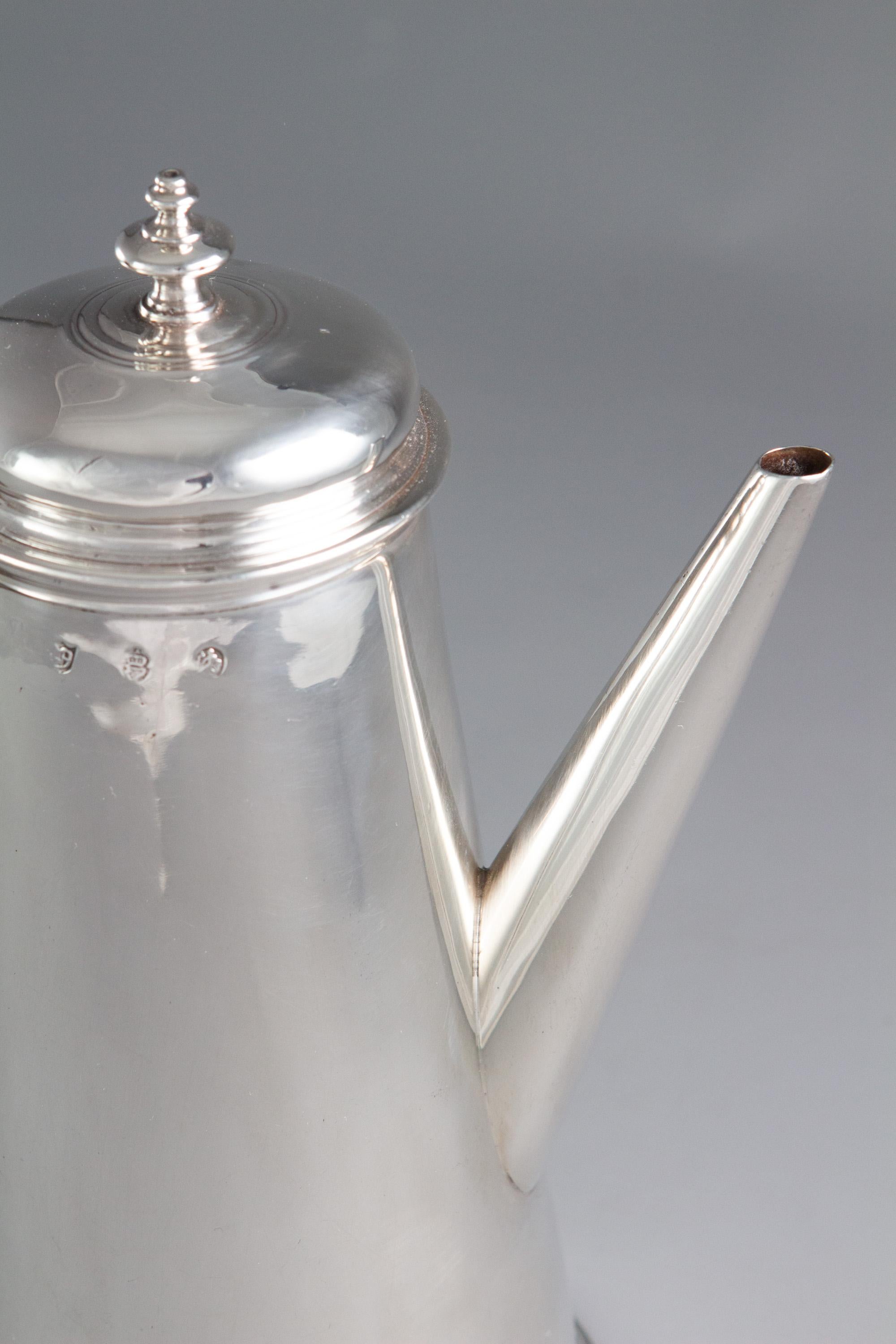 Irish George II Silver Coffee Pot, Dublin 1732 4