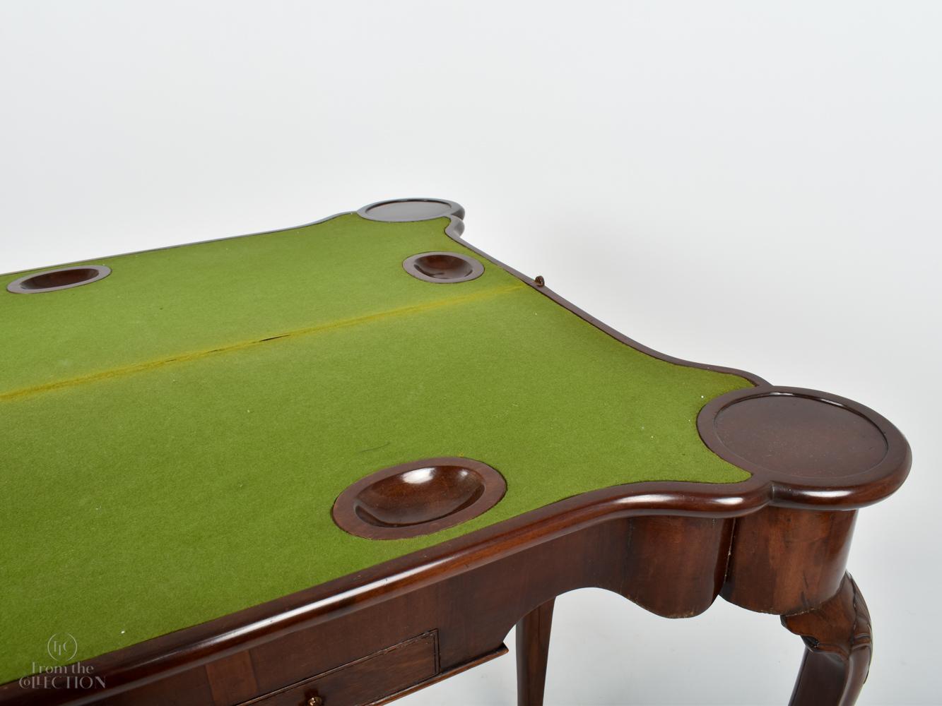 Irish Mahogany Fold-Out Games Table, George III Period circa 1780 For Sale 2
