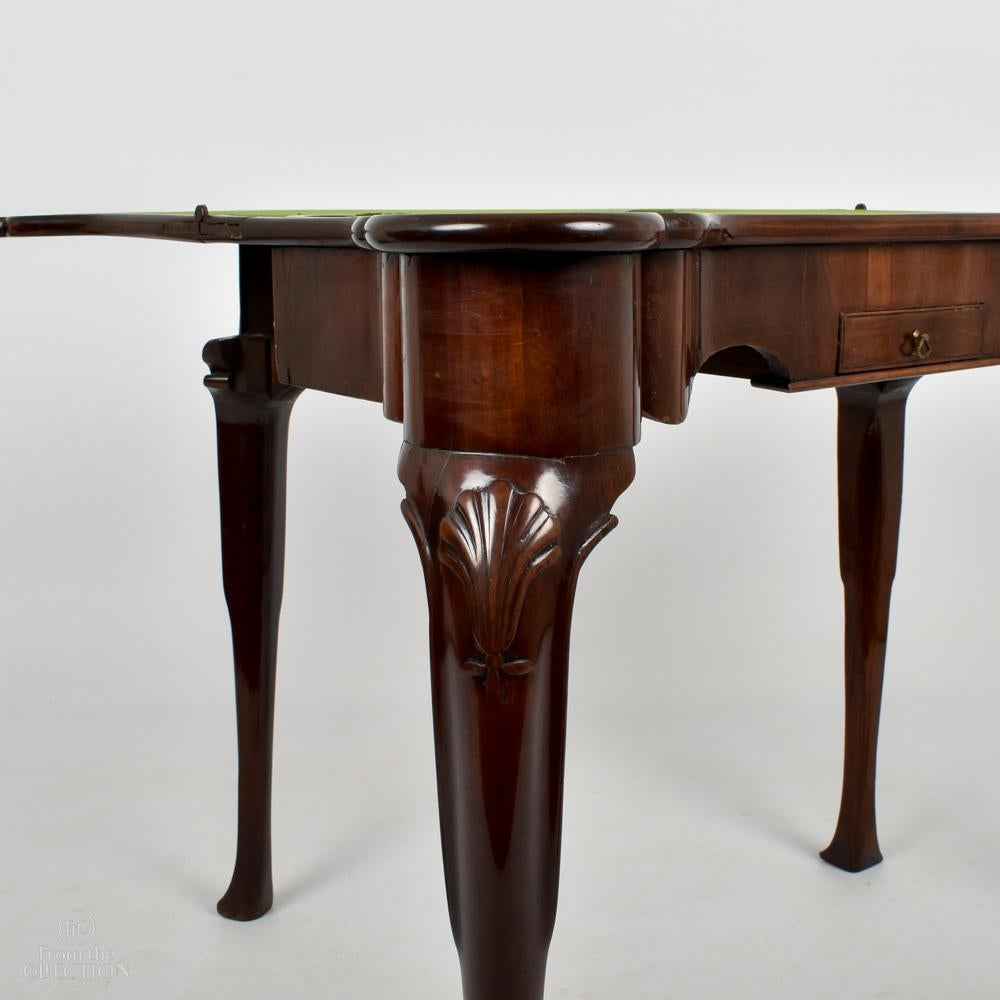 Irish Mahogany Fold-Out Games Table, George III Period circa 1780 For Sale 5