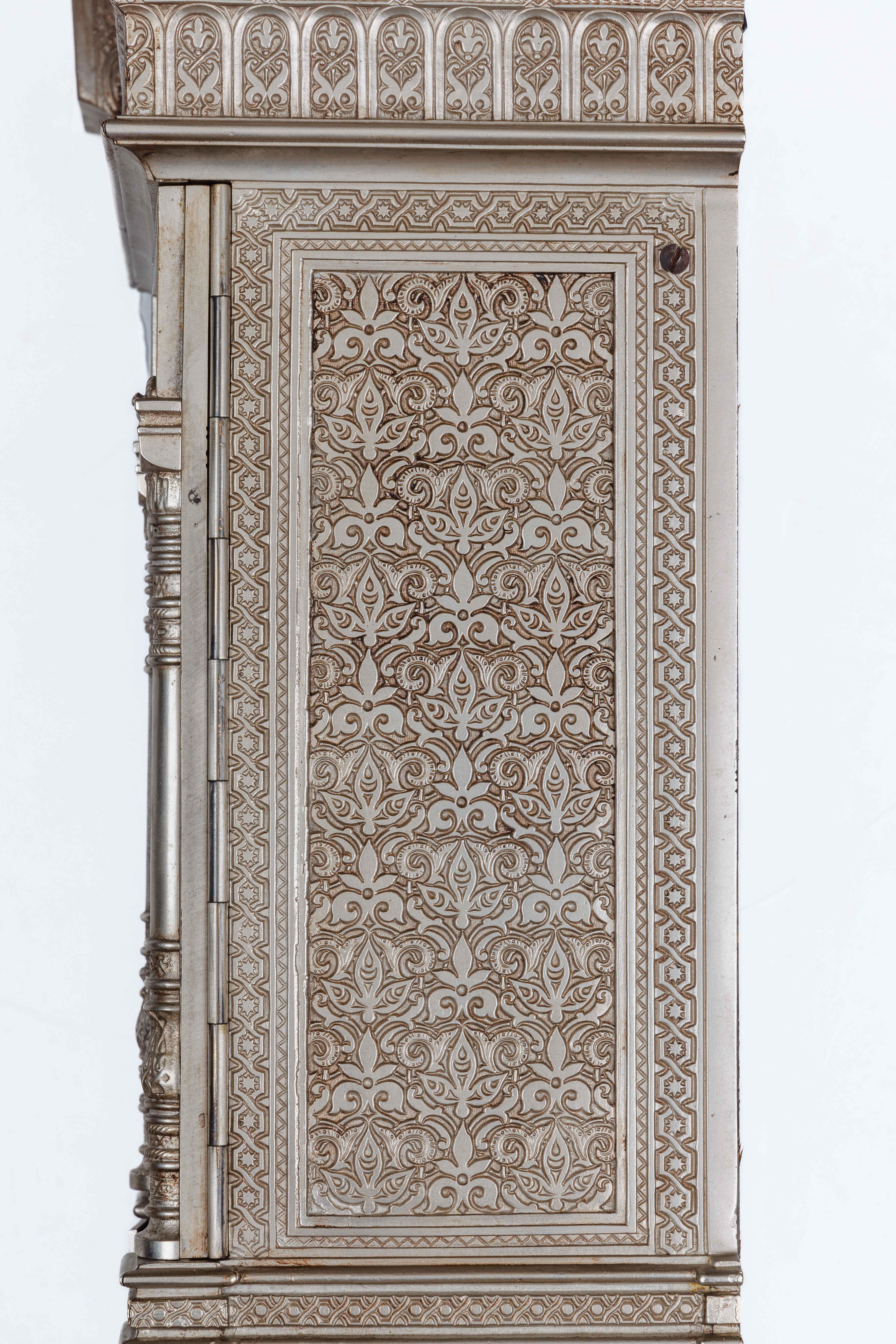 Meuble de rangement islamique Quran « Alhambra » en bronze argenté de style Nasrid islamique en vente 2
