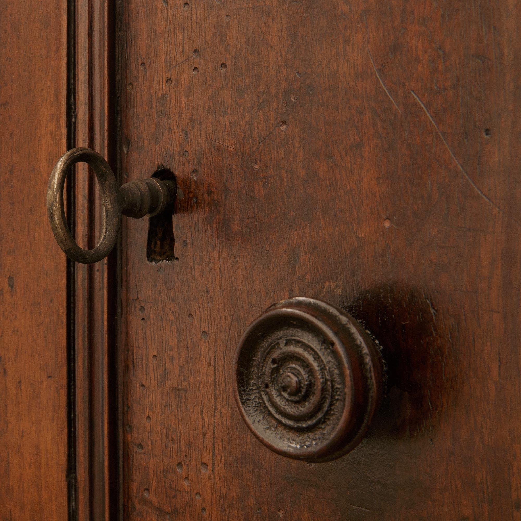 An Italian 17th century Baroque Period Walnut and Iron cabinet For Sale 4