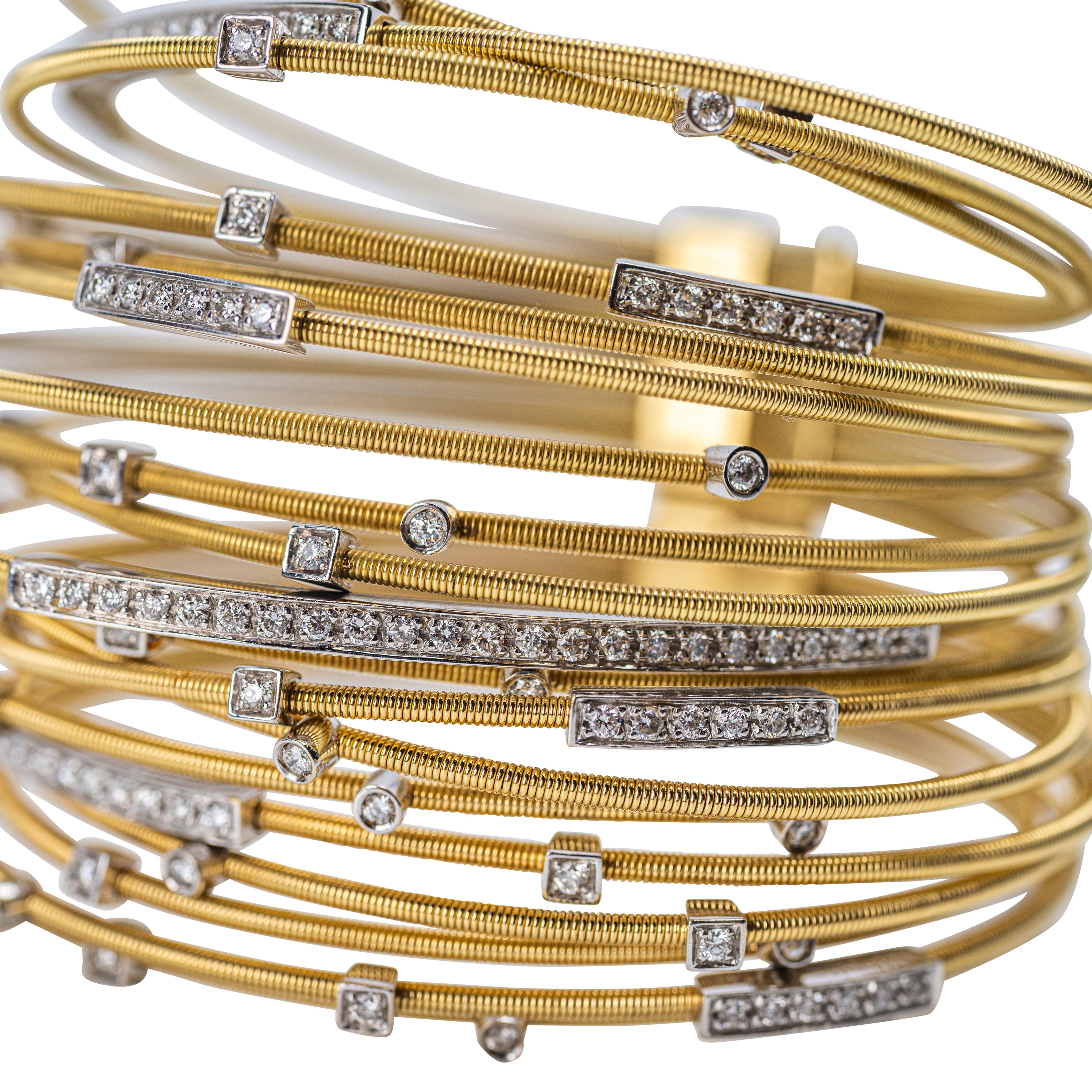 Women's or Men's An Italian 18 Karat Gold and Diamond Expandable Bracelet, Signed 2324 AL For Sale